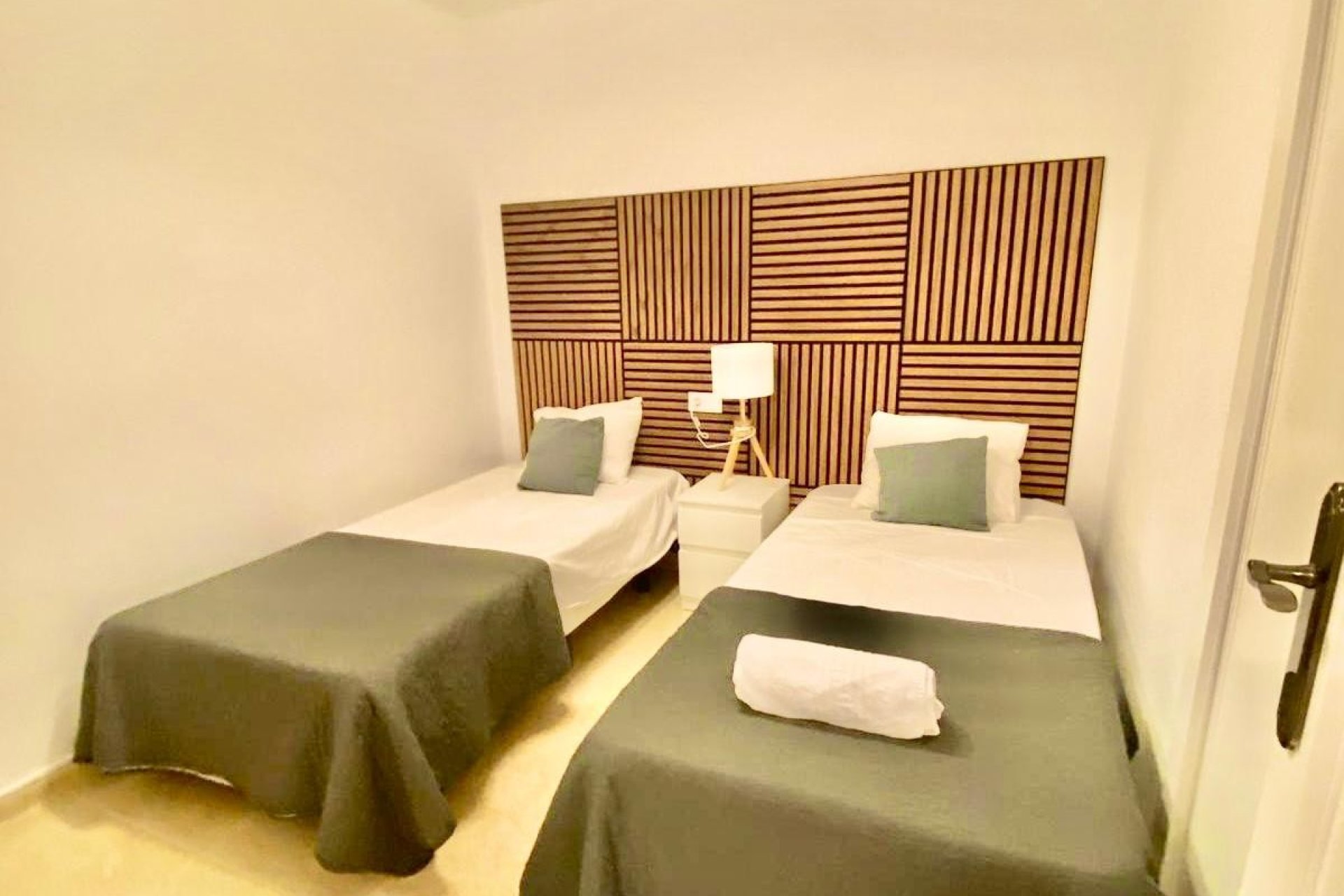 Reventa - Apartamento / Piso -
Benidorm - Rincón de Loix