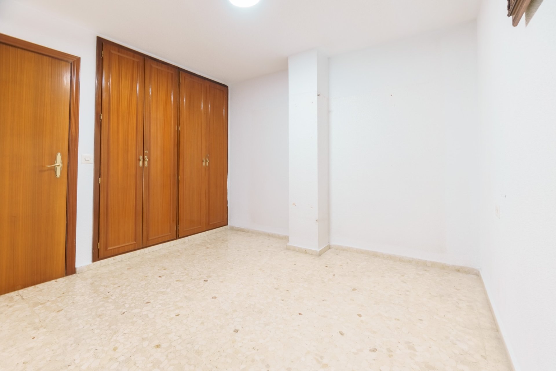 Reventa - Apartamento / piso -
Benidorm - Zona de Poniente