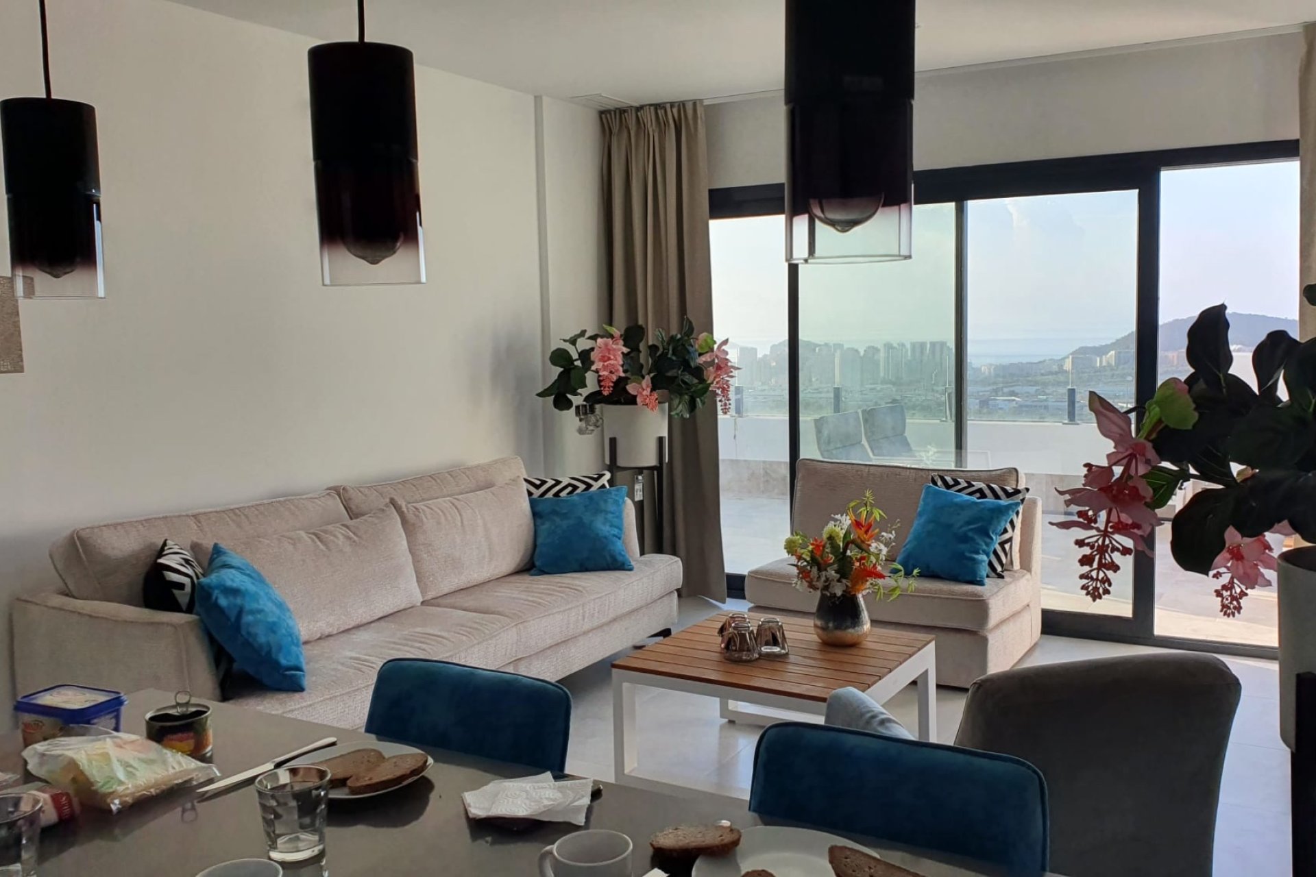 Reventa - Apartamento / Piso -
Finestrat