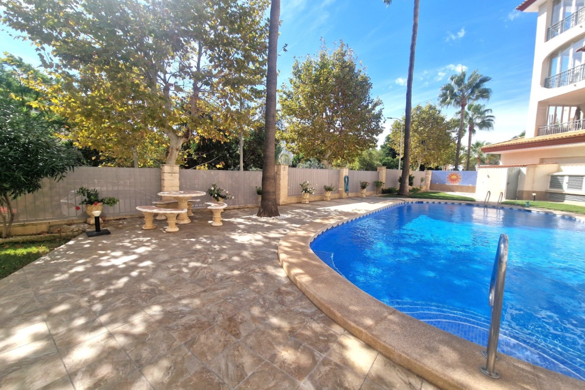 Reventa - apartment -
Albir