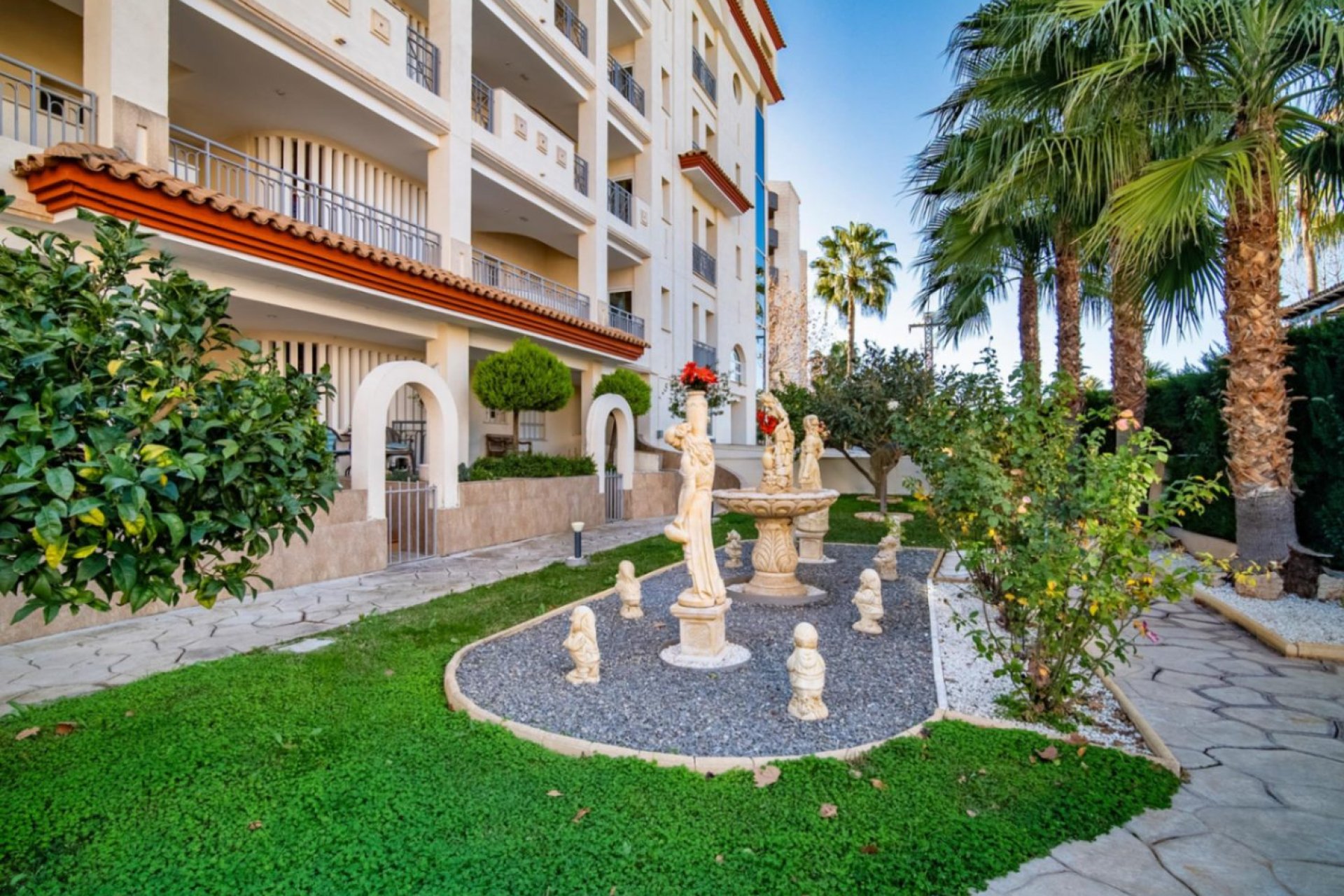 Reventa - apartment -
Albir