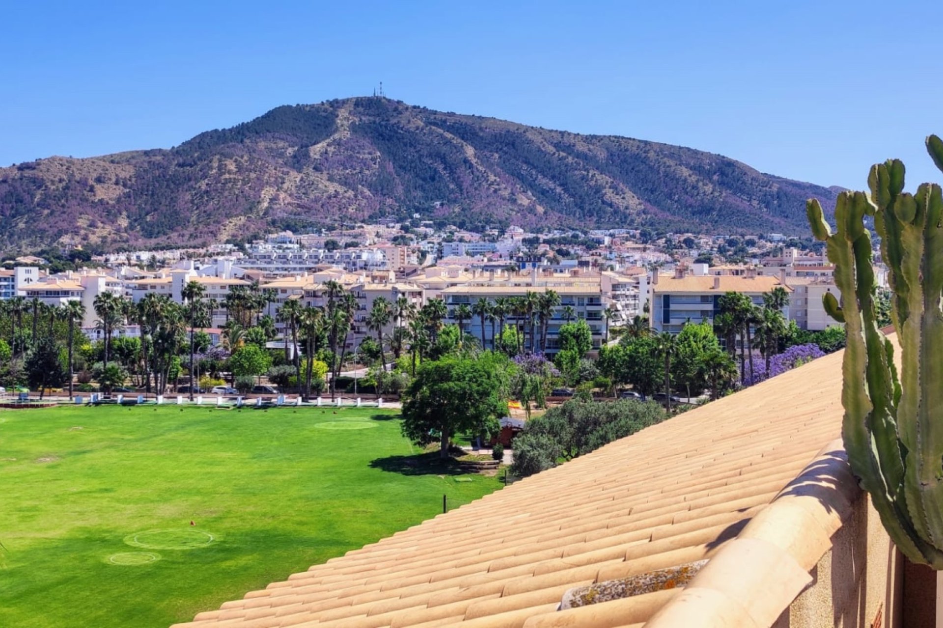 Reventa - Ático -
Albir