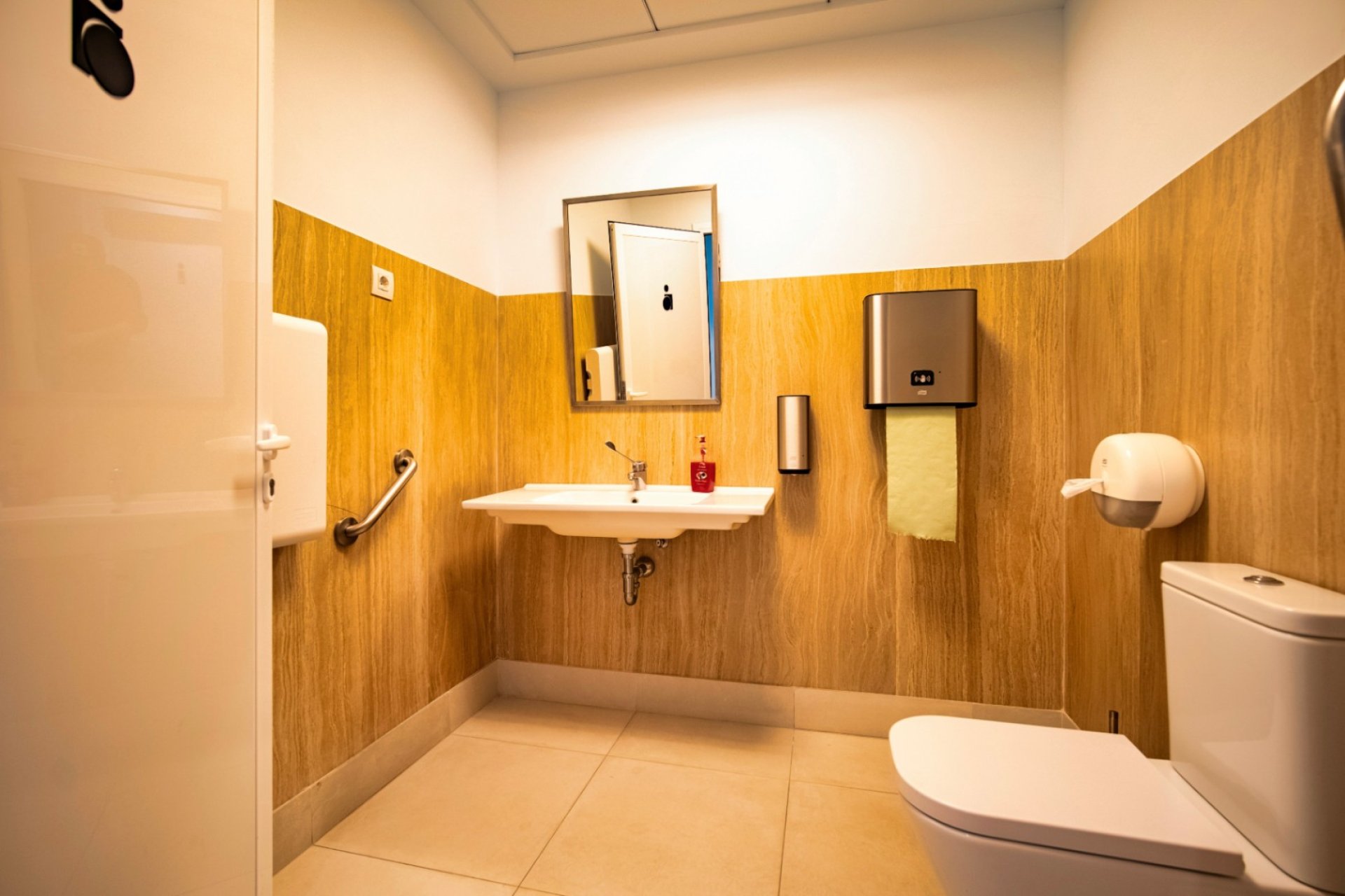 Reventa - building -
Altea - Altea Puerto
