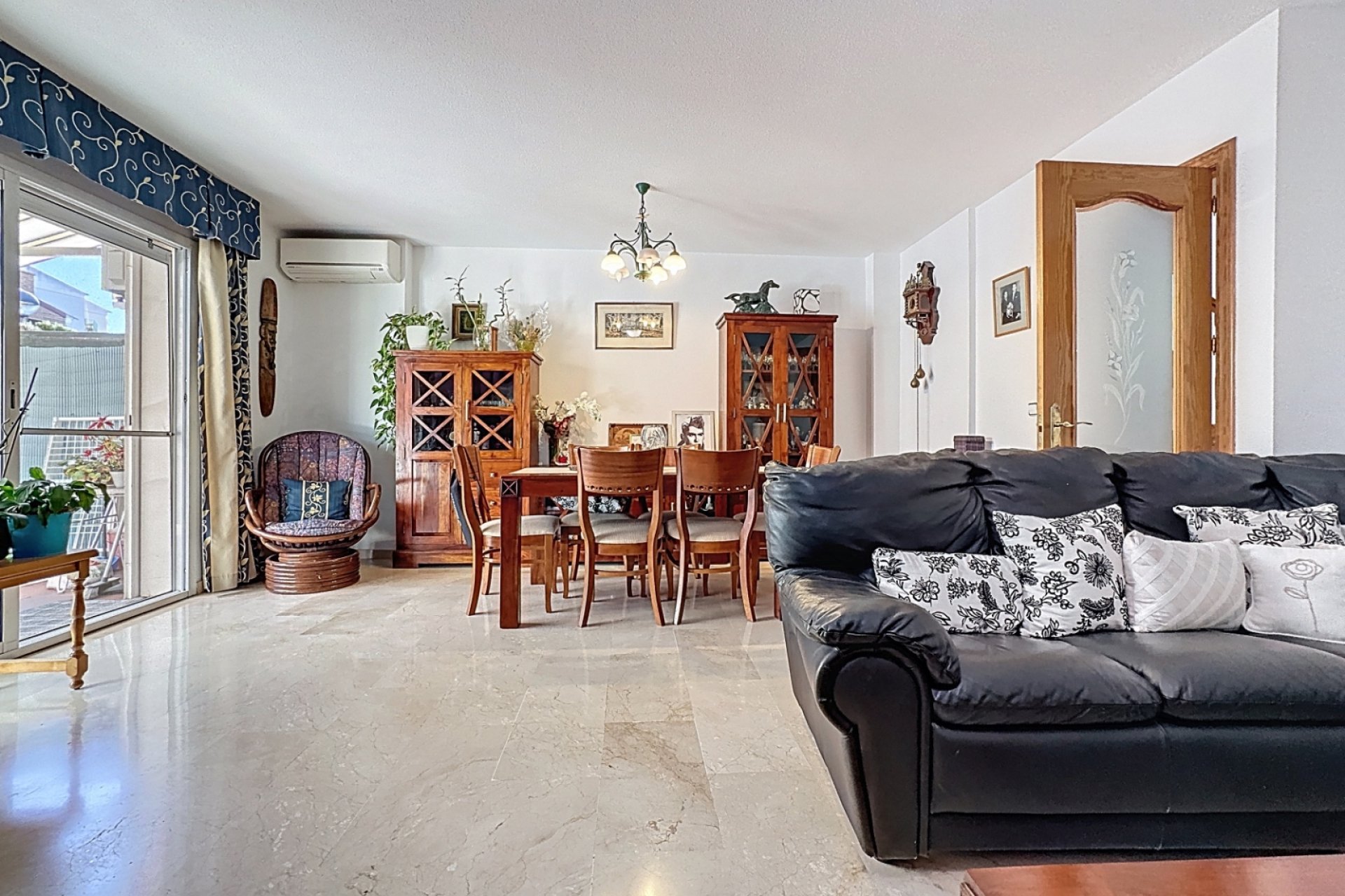 Reventa - Bungalow -
Albir