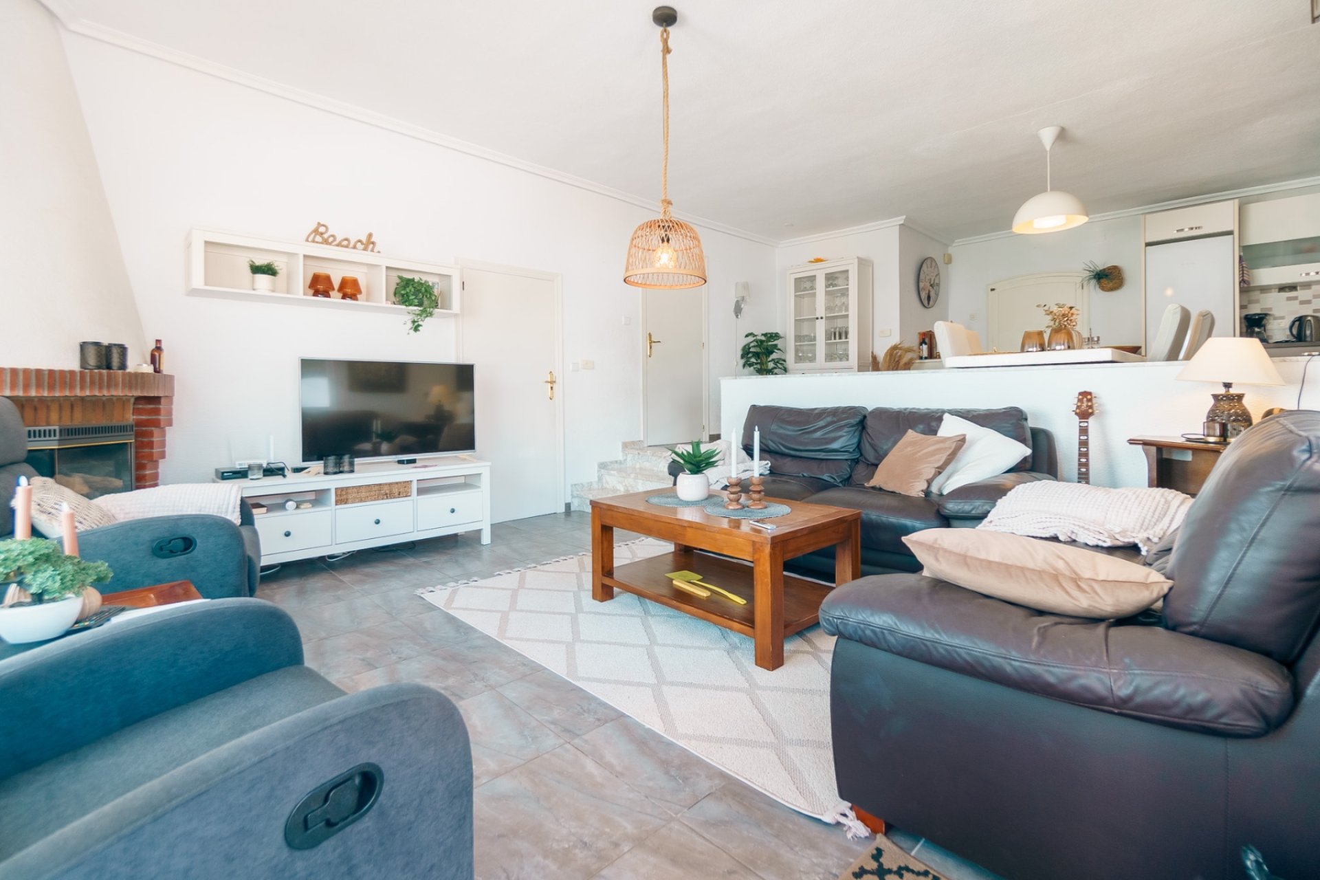 Reventa - Chalet / Villa  -
Albir