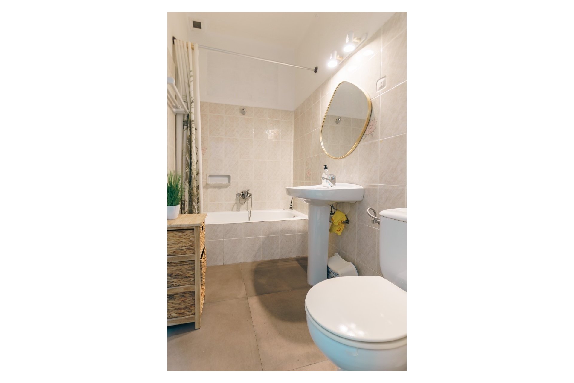 Reventa - Chalet / Villa  -
Albir