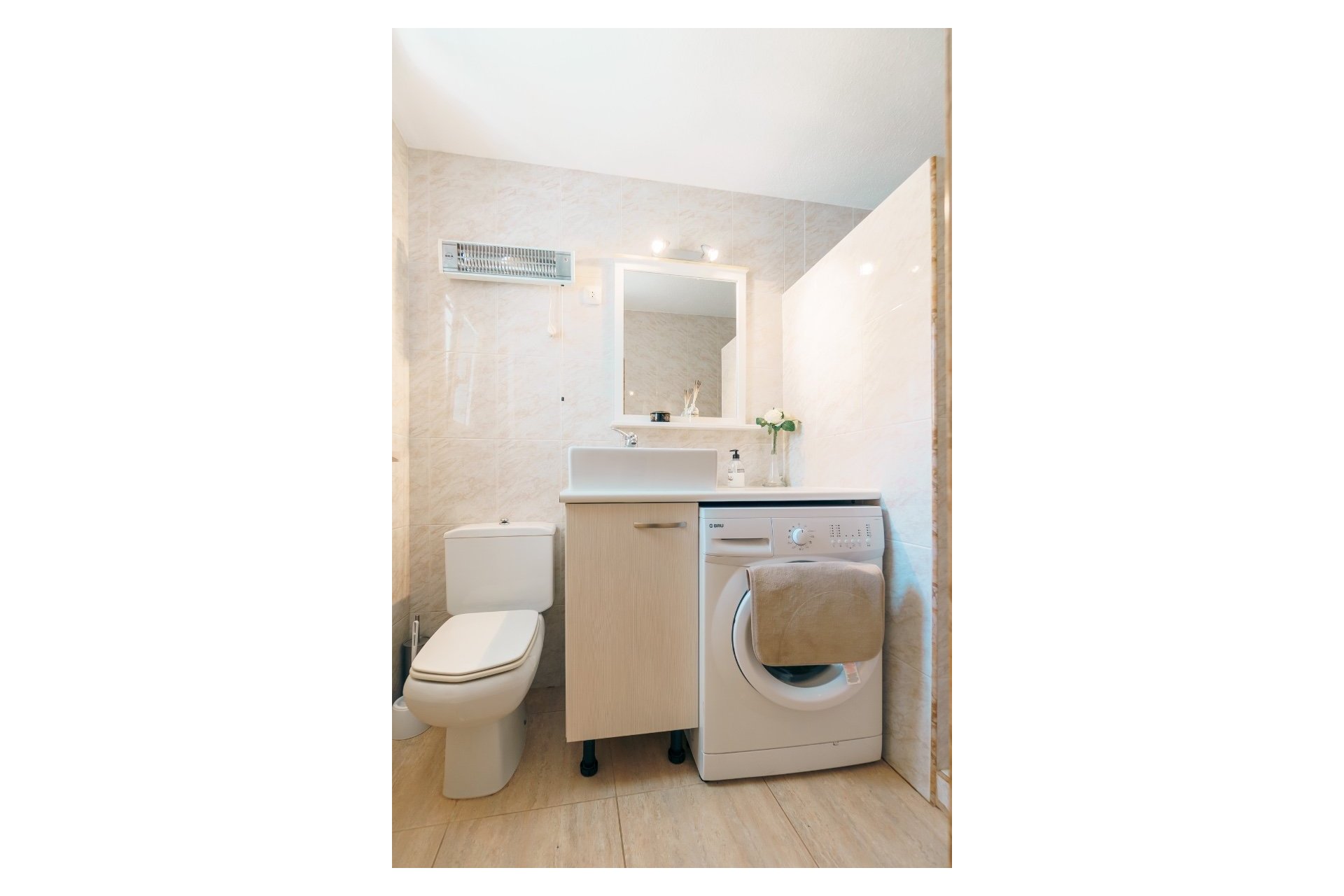 Reventa - Chalet / Villa  -
Albir