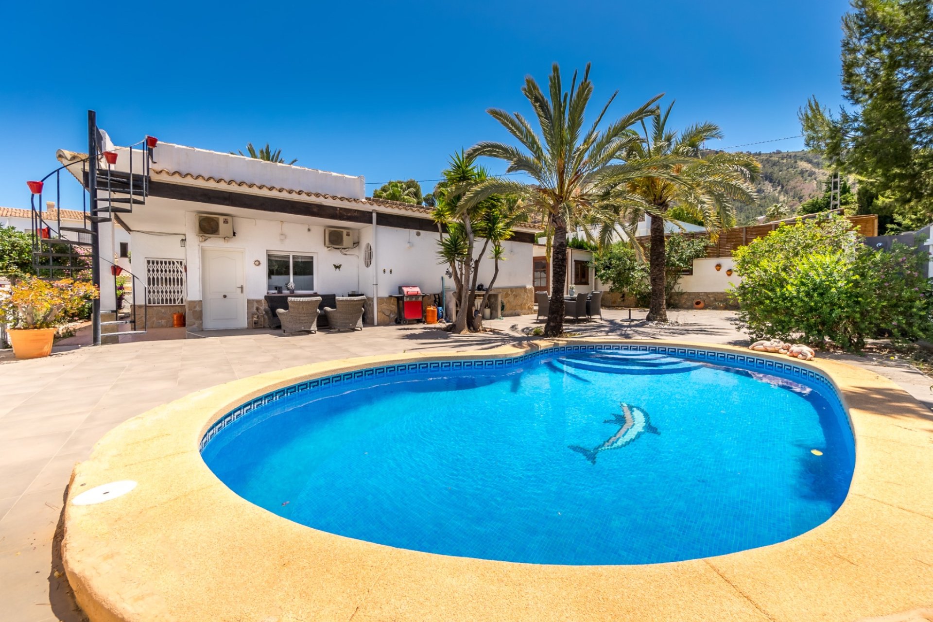 Reventa - Chalet / Villa  -
Albir