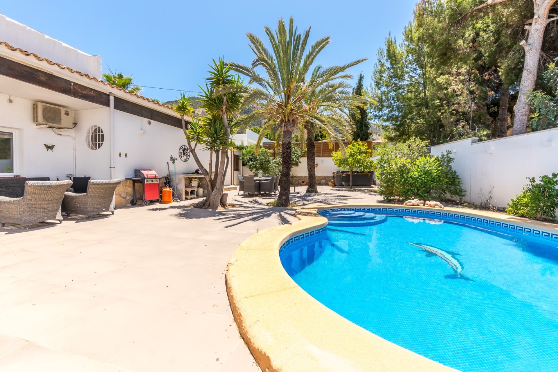 Reventa - Chalet / Villa  -
Albir
