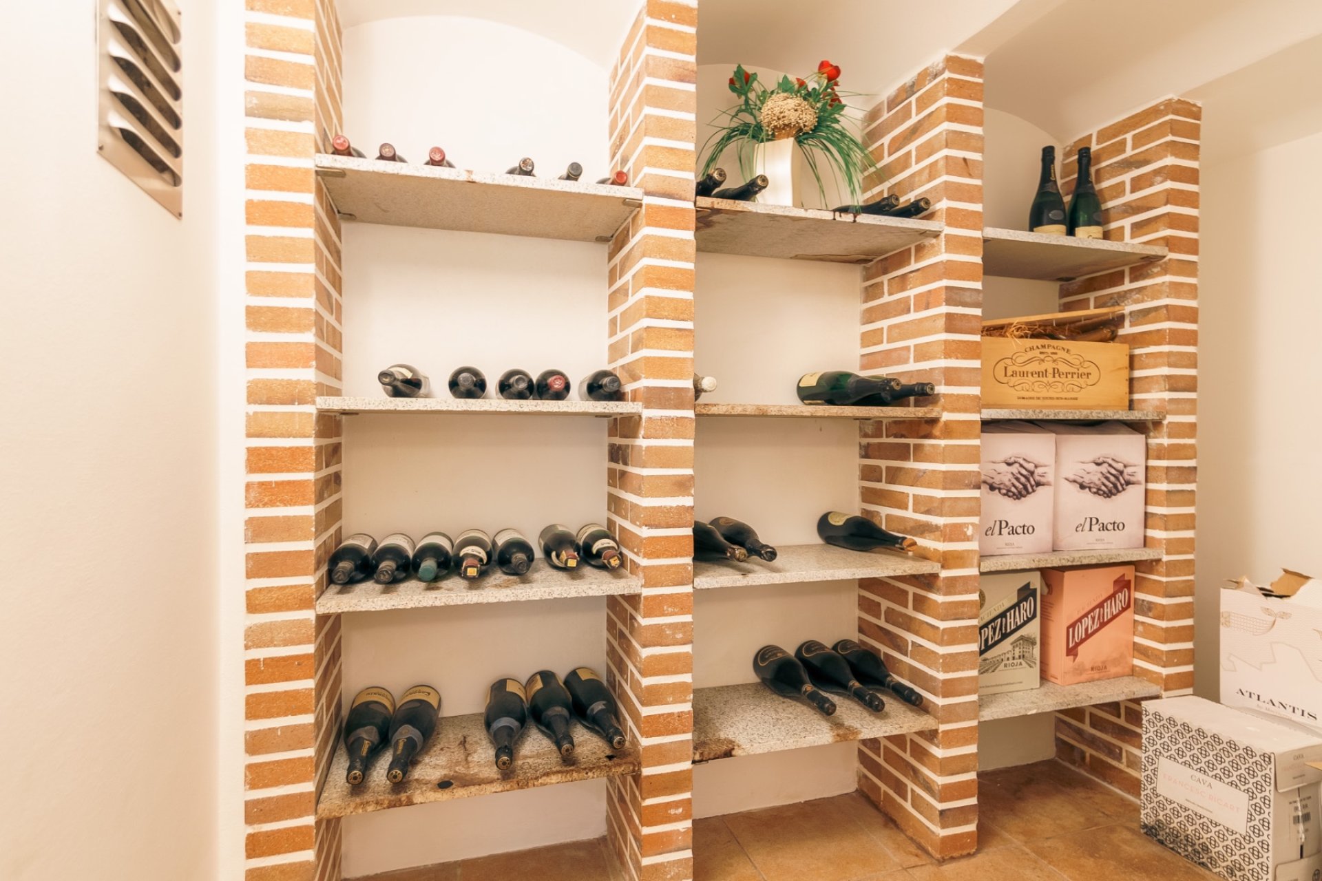 Reventa - Chalet / Villa  -
Albir