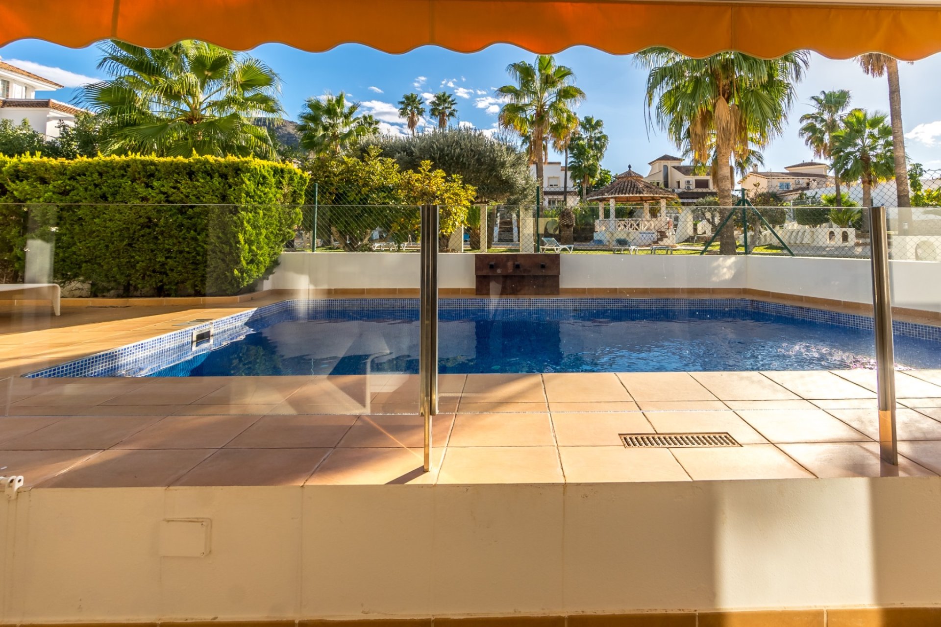Reventa - Chalet / Villa  -
Albir