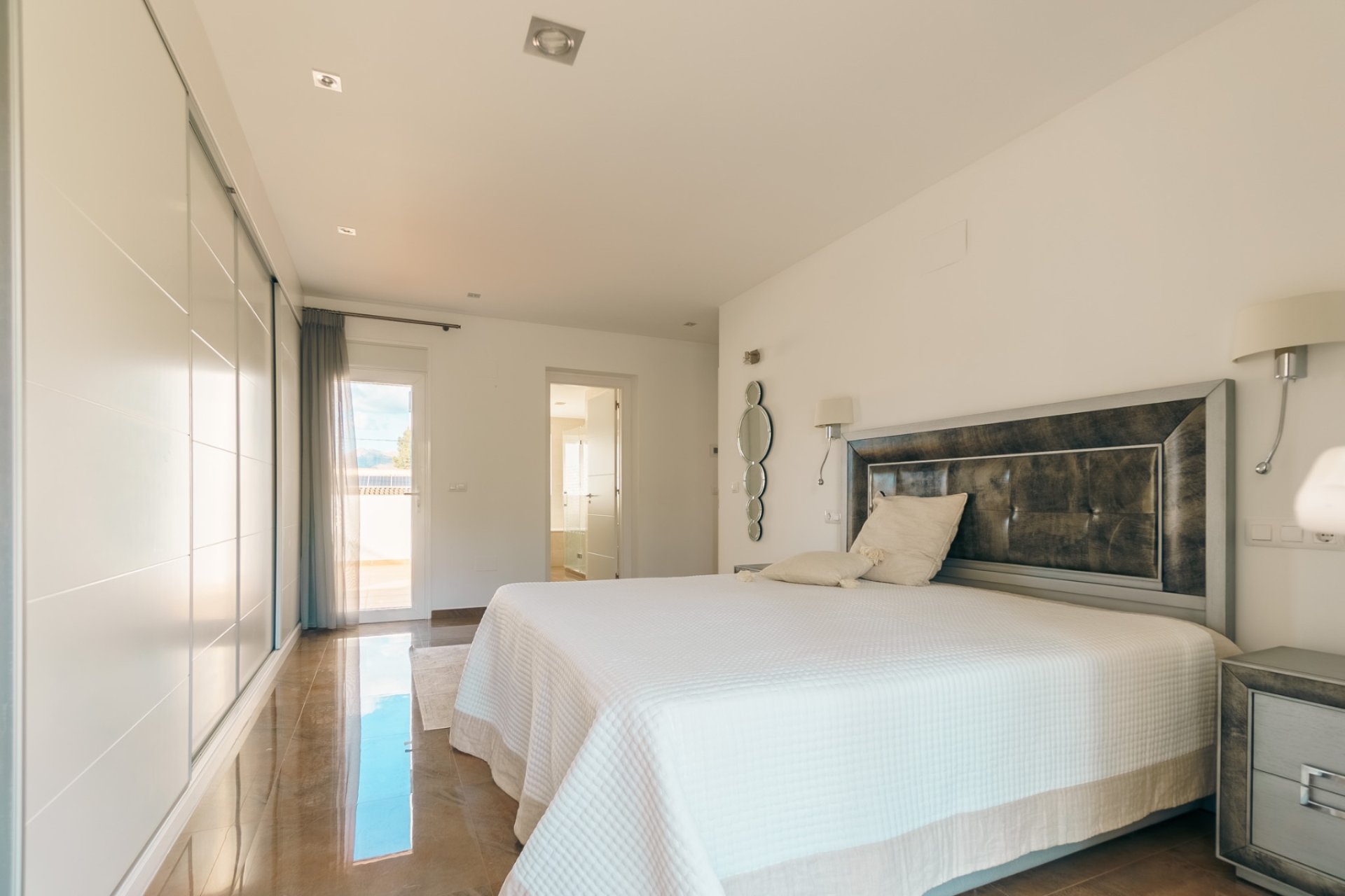 Reventa - Chalet / Villa  -
Albir