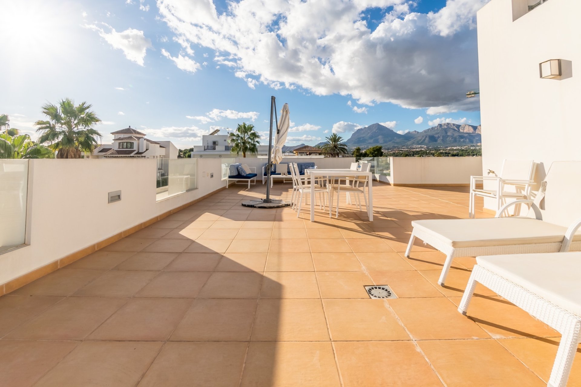 Reventa - Chalet / Villa  -
Albir