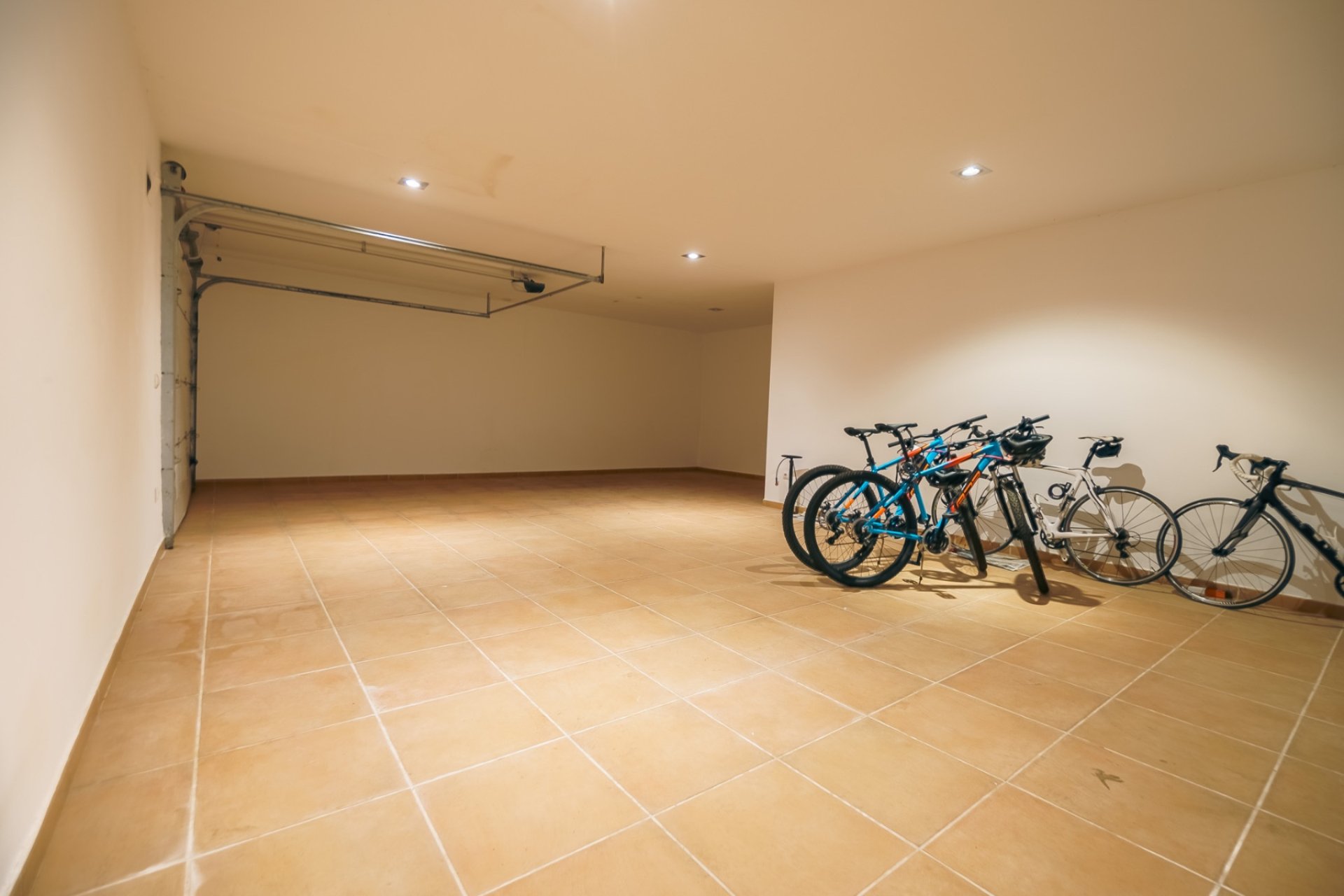 Reventa - Chalet / Villa  -
Albir