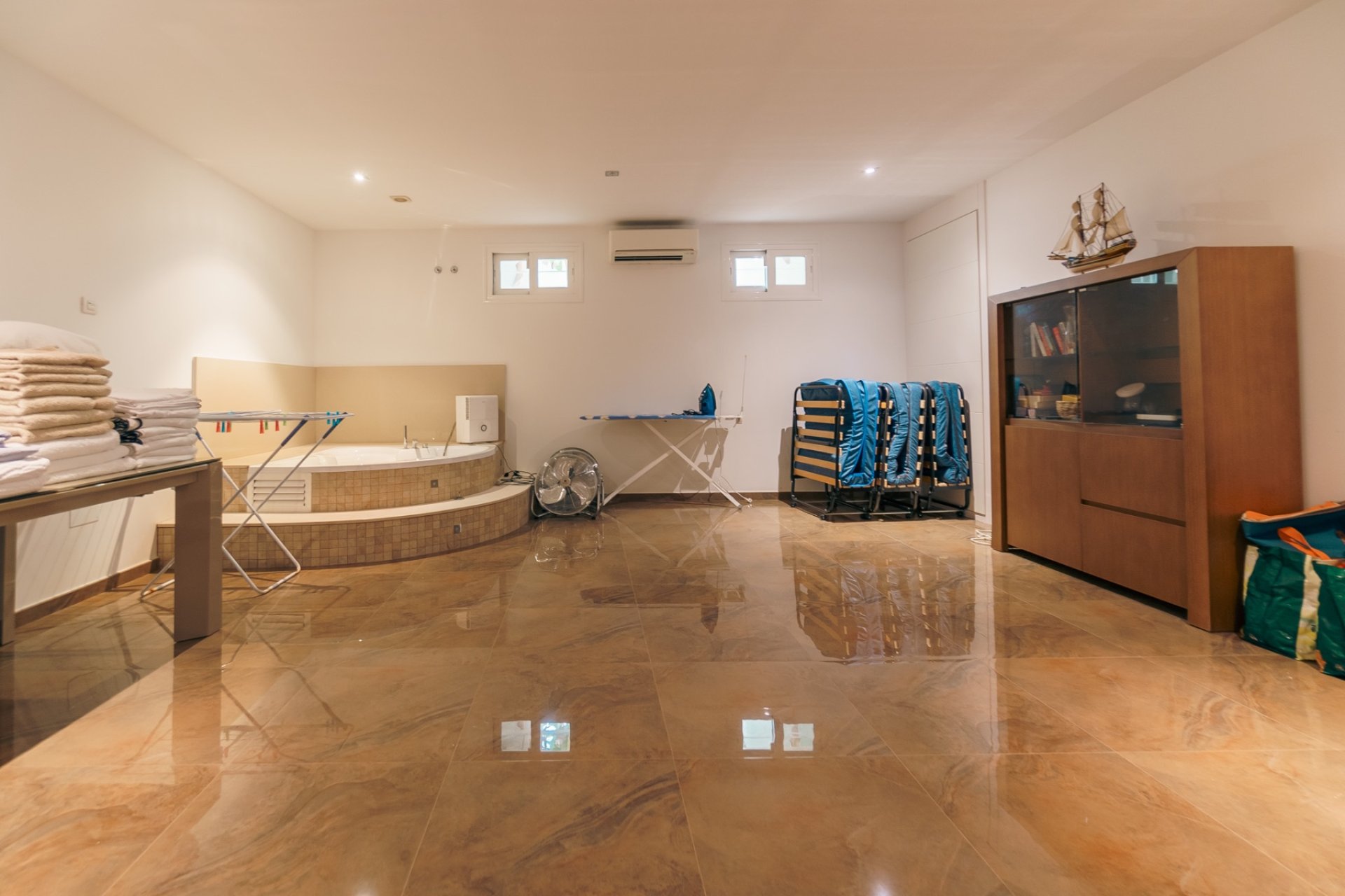 Reventa - Chalet / Villa  -
Albir