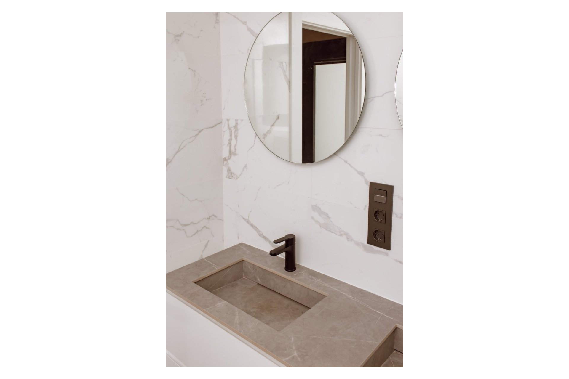 Reventa - Chalet / Villa  -
Albir