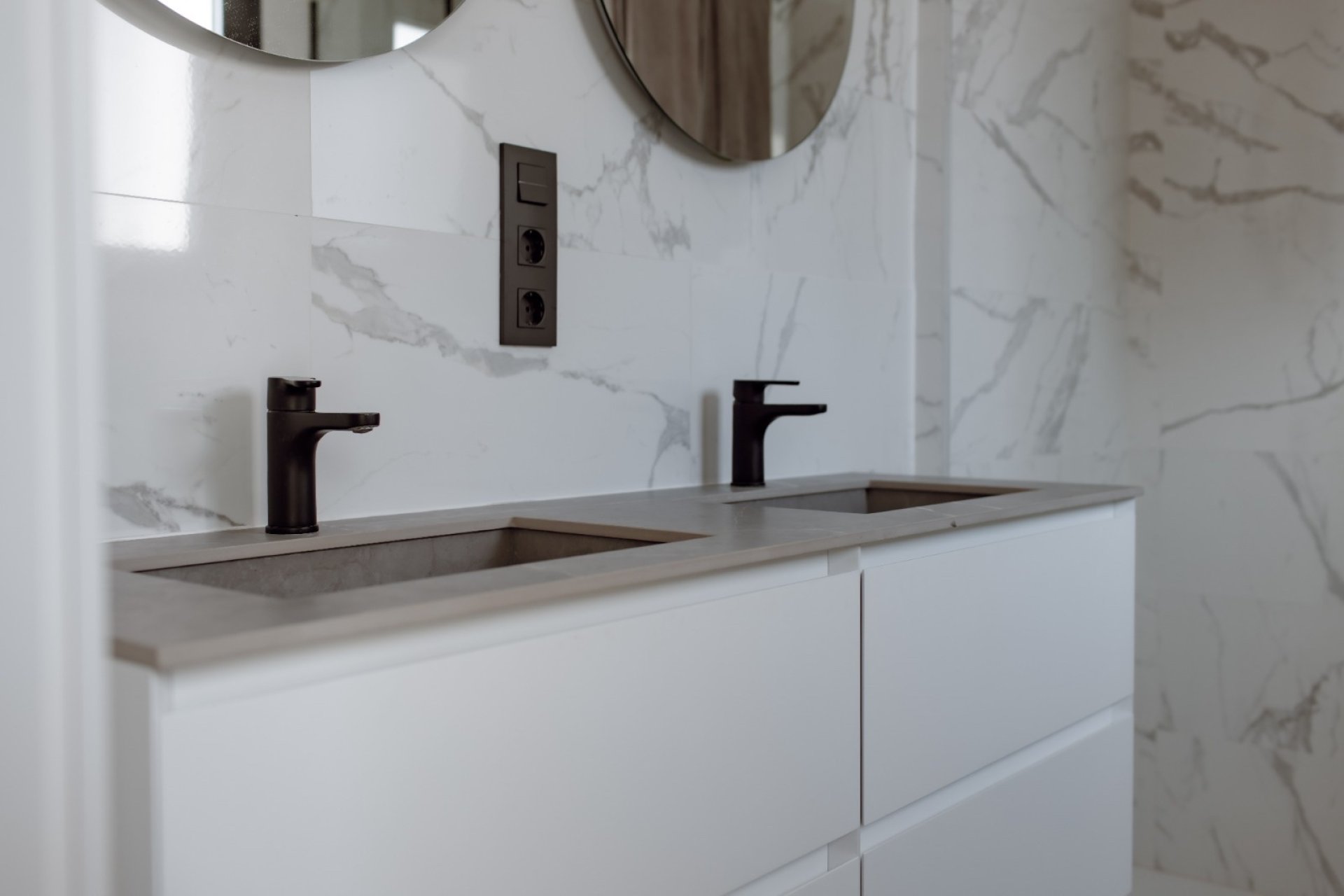 Reventa - Chalet / Villa  -
Albir