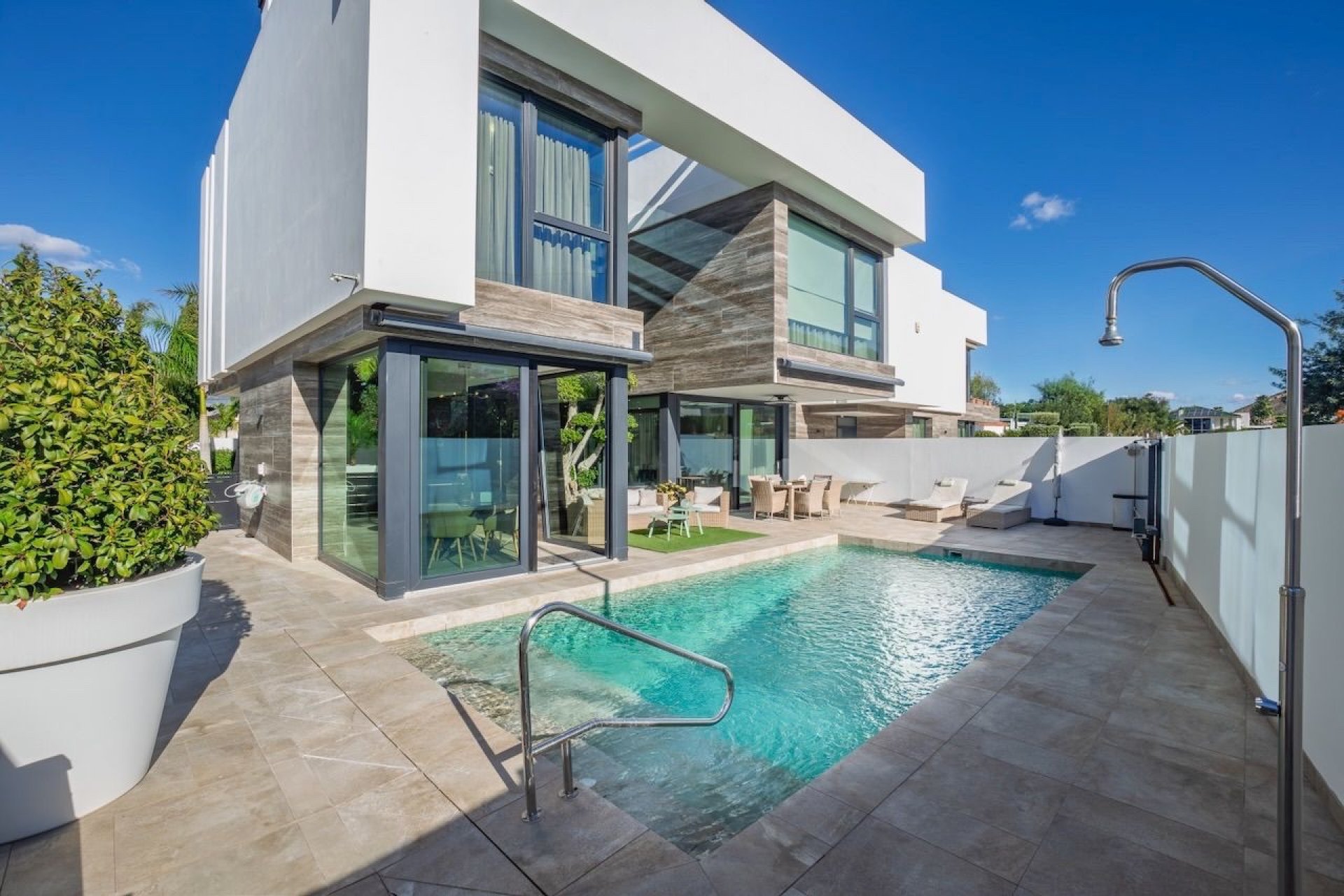 Reventa - Chalet / Villa  -
Albir