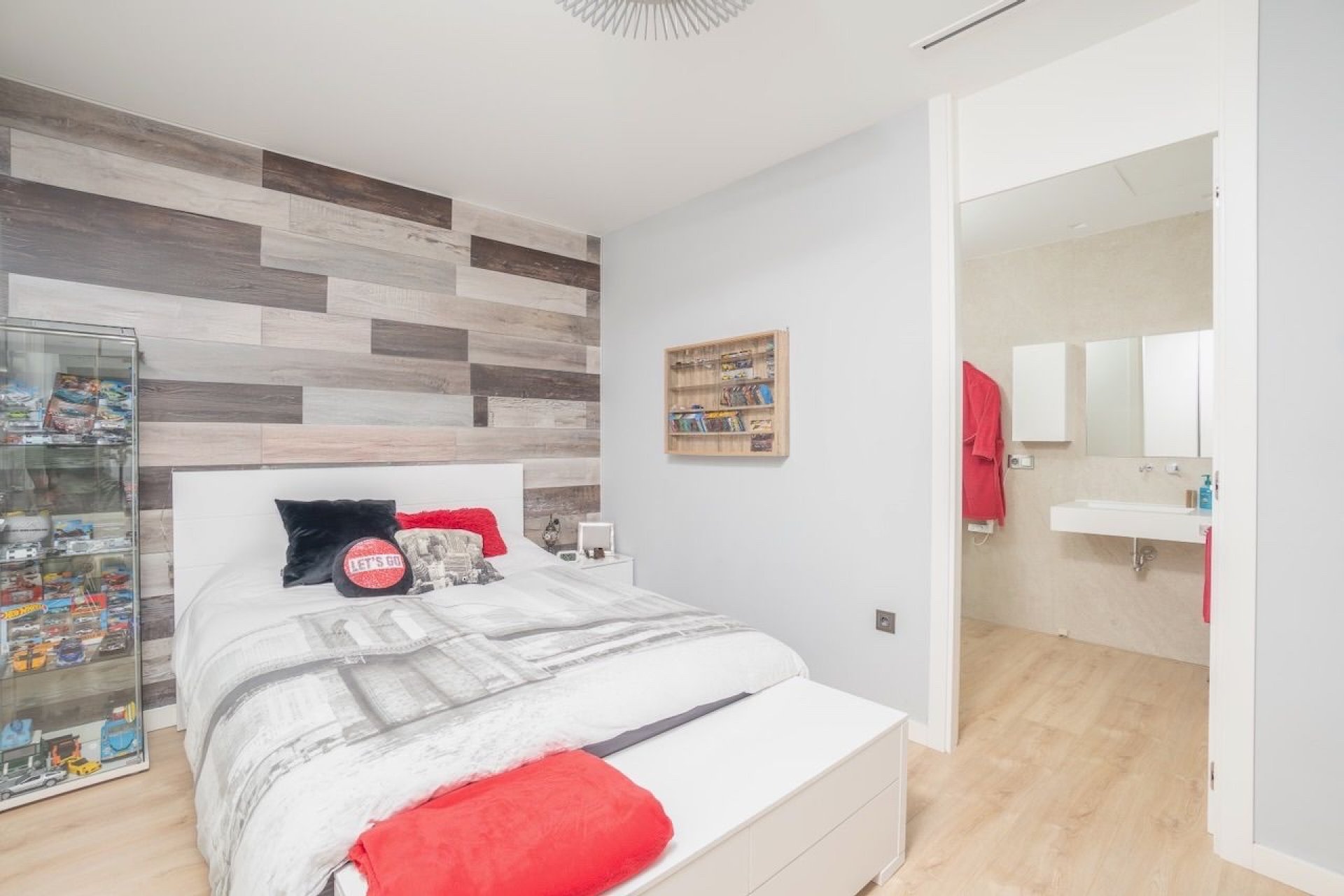 Reventa - Chalet / Villa  -
Albir