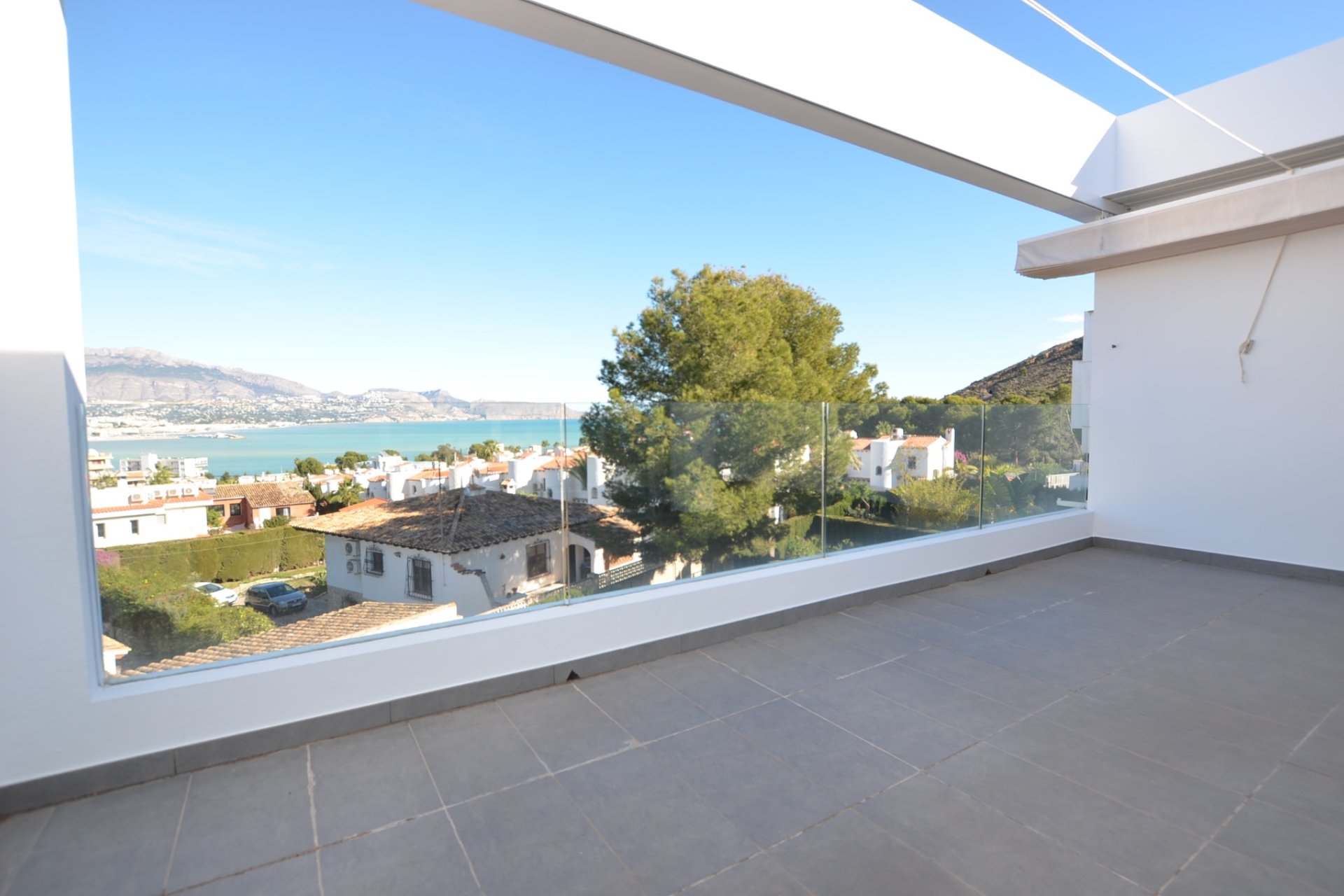 Reventa - Chalet / Villa  -
Albir