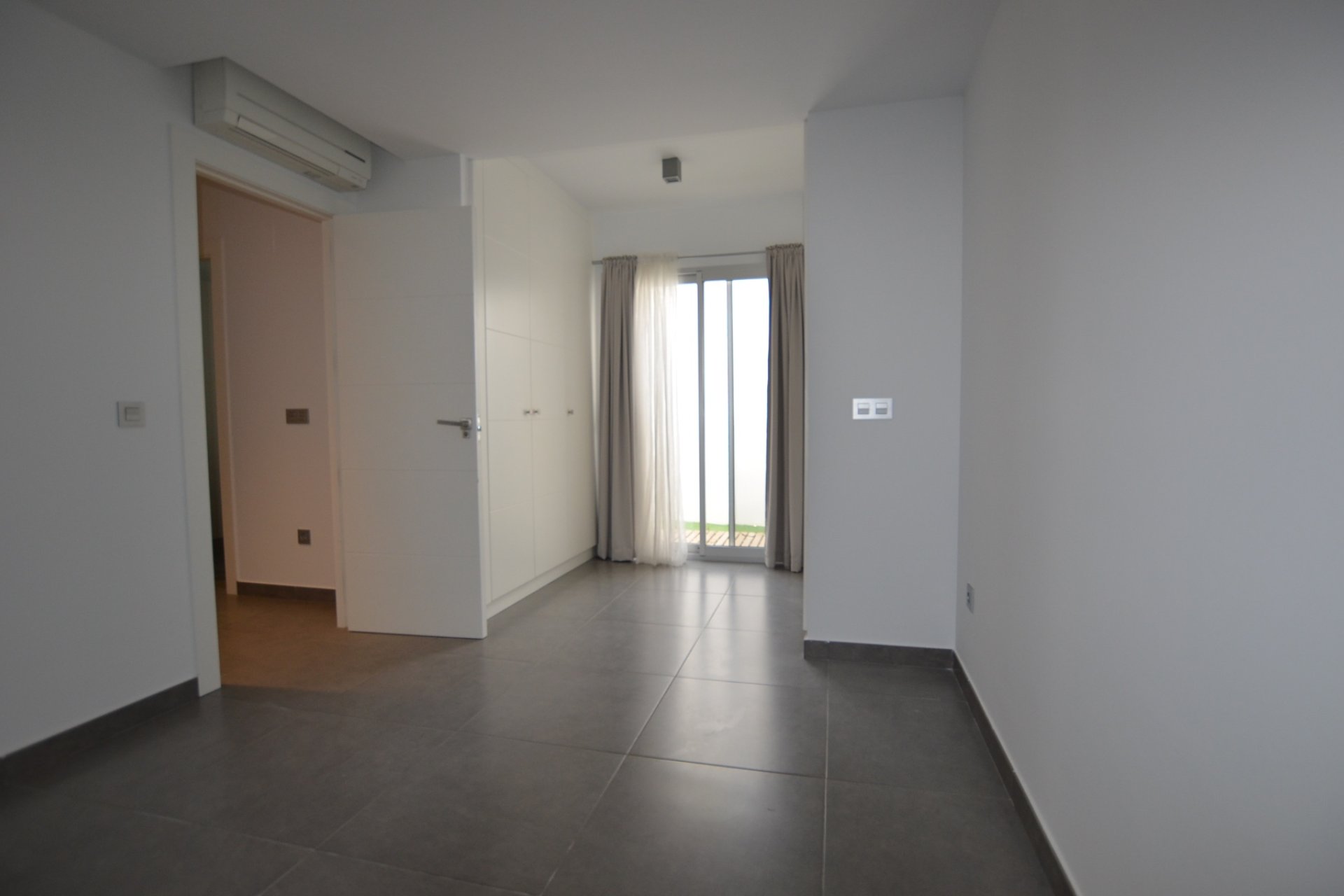 Reventa - Chalet / Villa  -
Albir