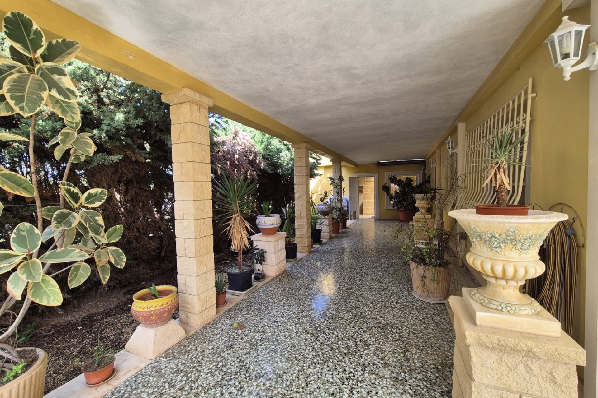 Reventa - Chalet / Villa  -
Albir