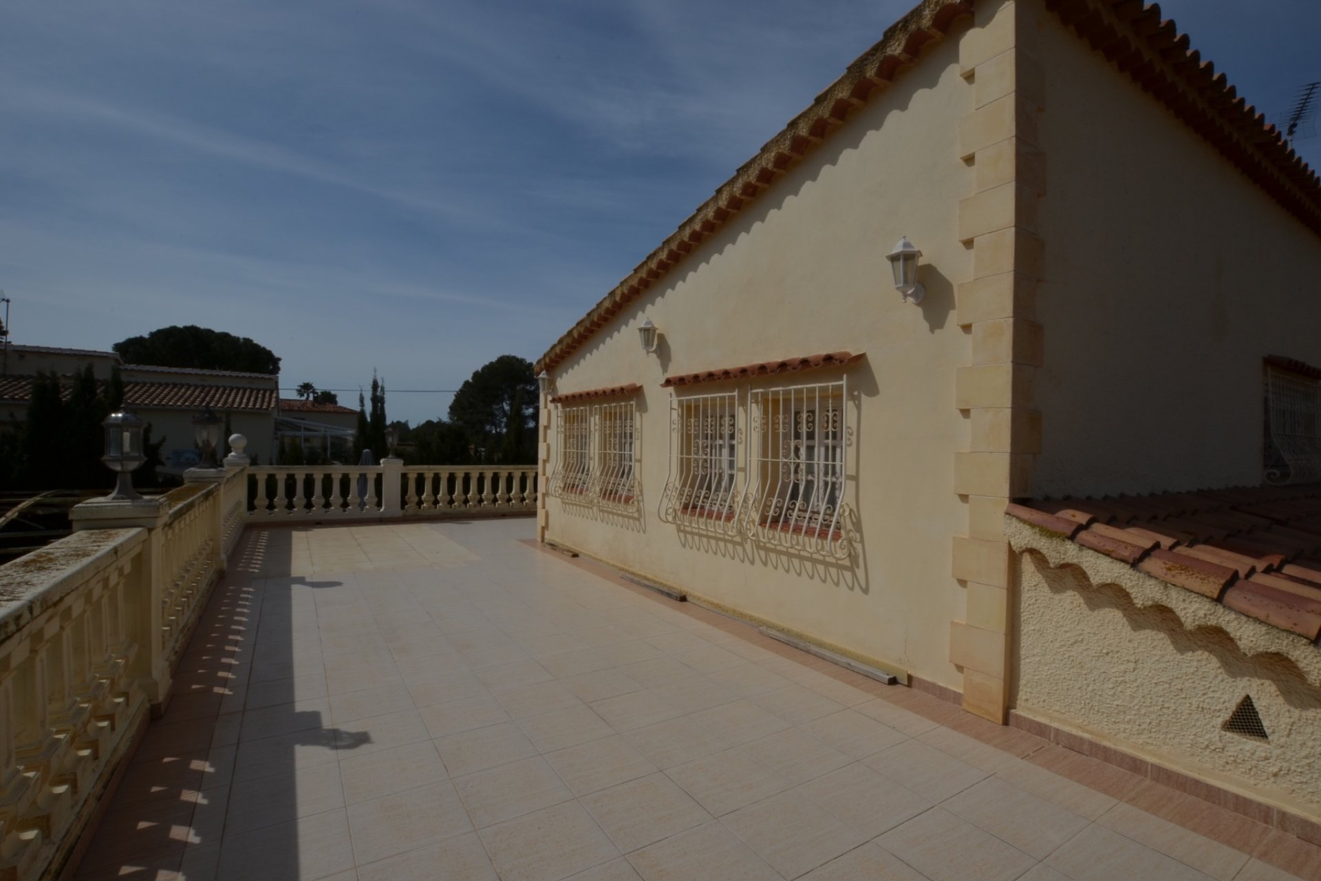 Reventa - Chalet / Villa  -
Albir