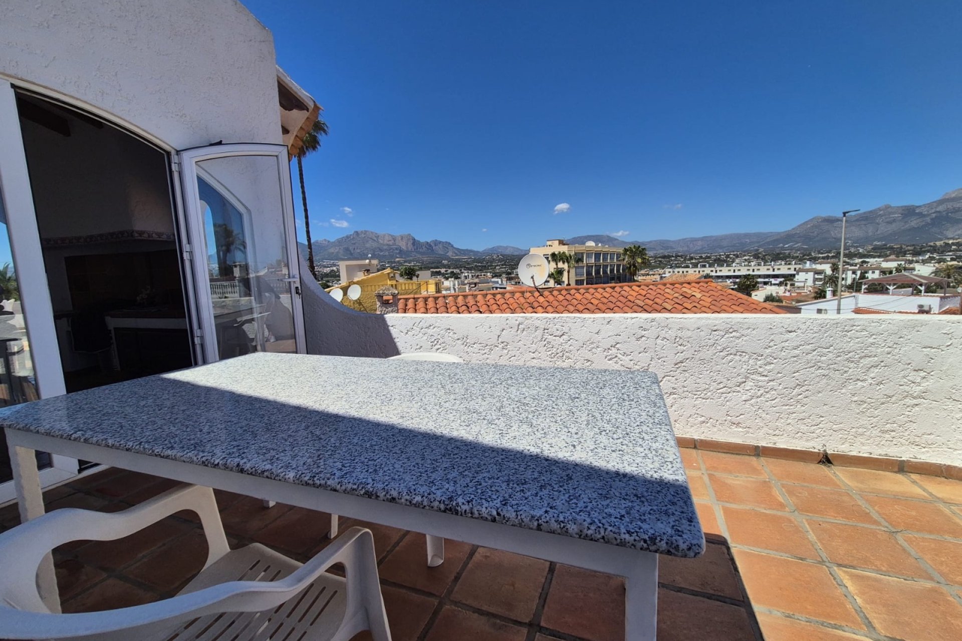 Reventa - Chalet / Villa  -
Albir