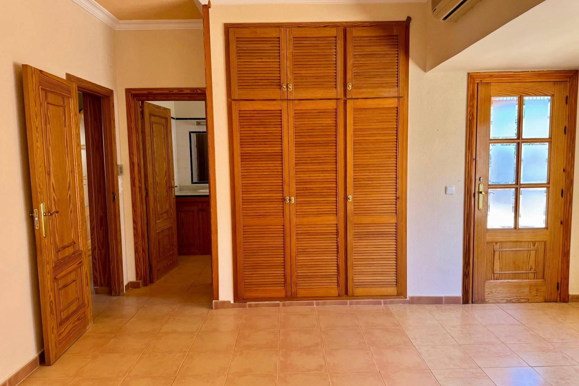 Reventa - Chalet / Villa  -
Albir