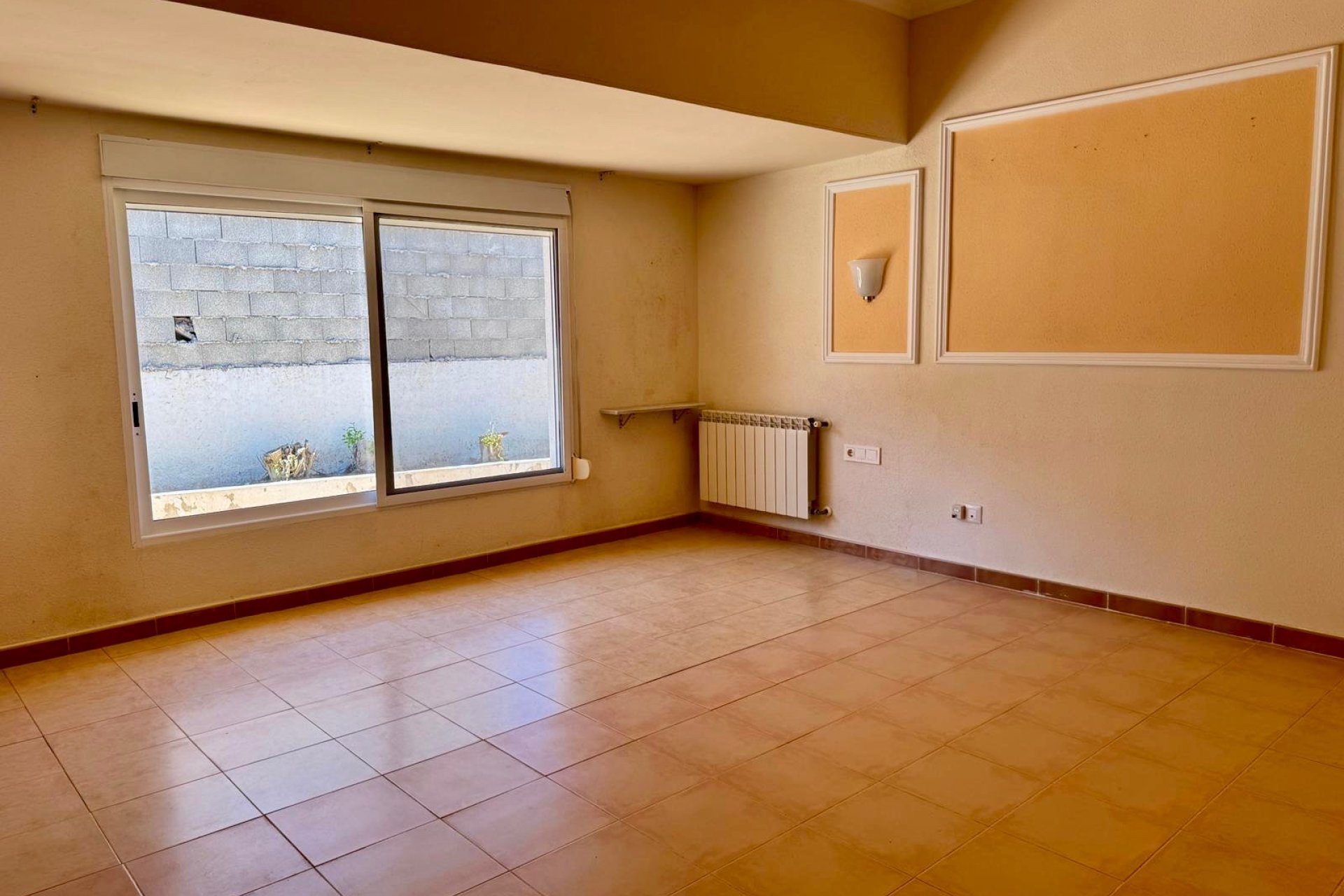 Reventa - Chalet / Villa  -
Albir