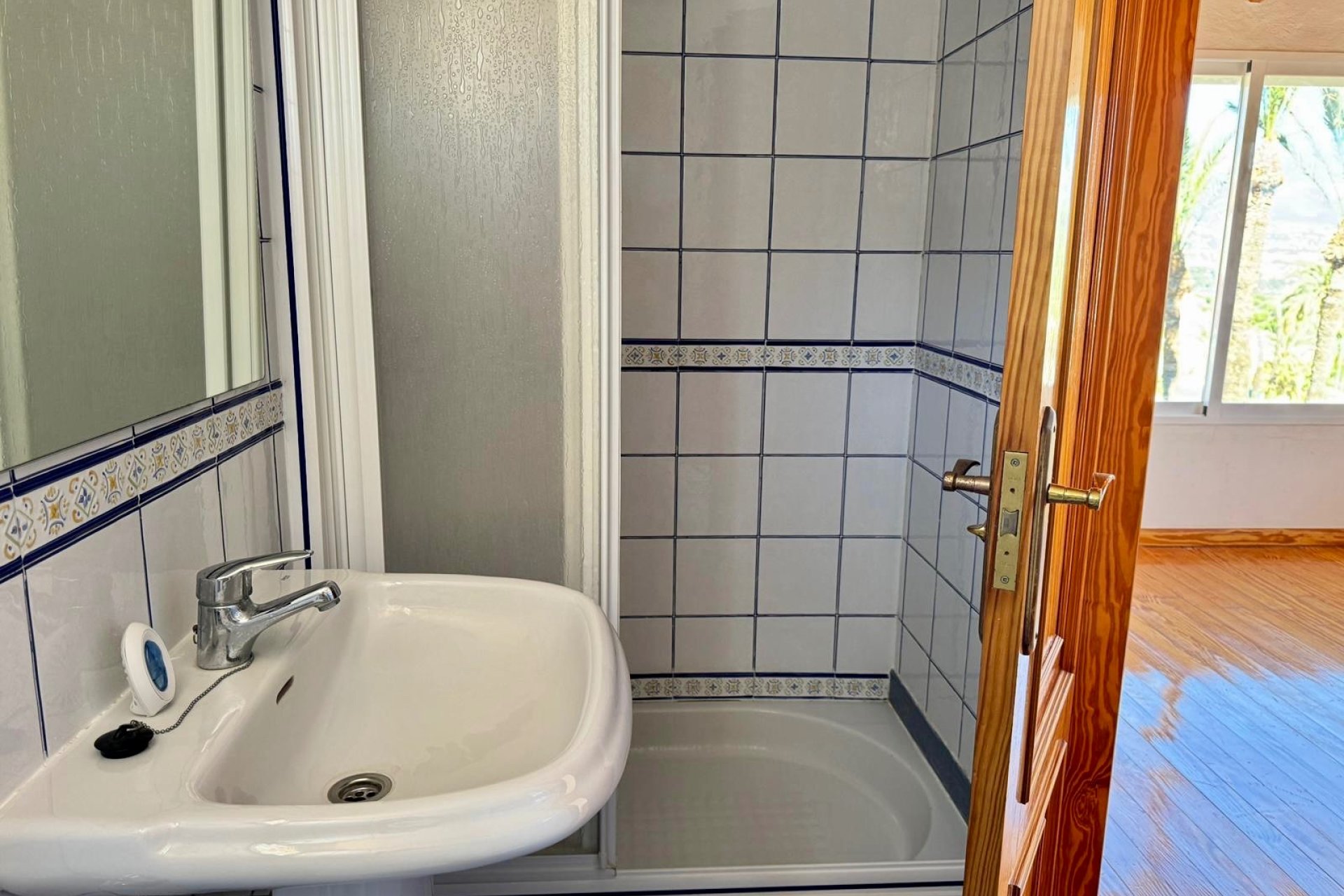 Reventa - Chalet / Villa  -
Albir