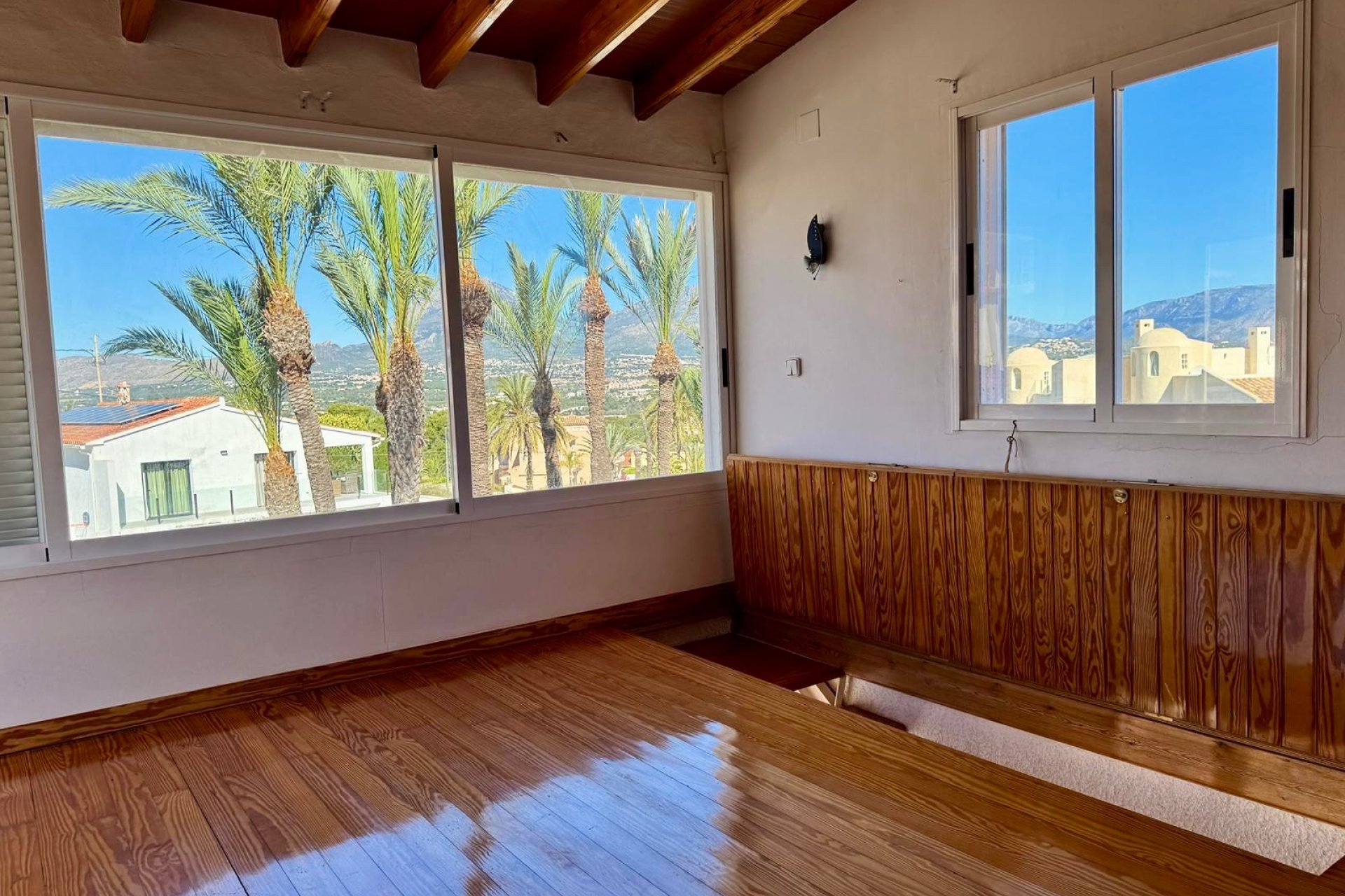 Reventa - Chalet / Villa  -
Albir