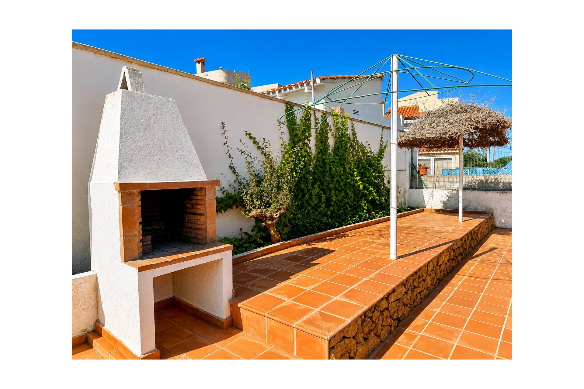 Reventa - Chalet / Villa  -
Albir