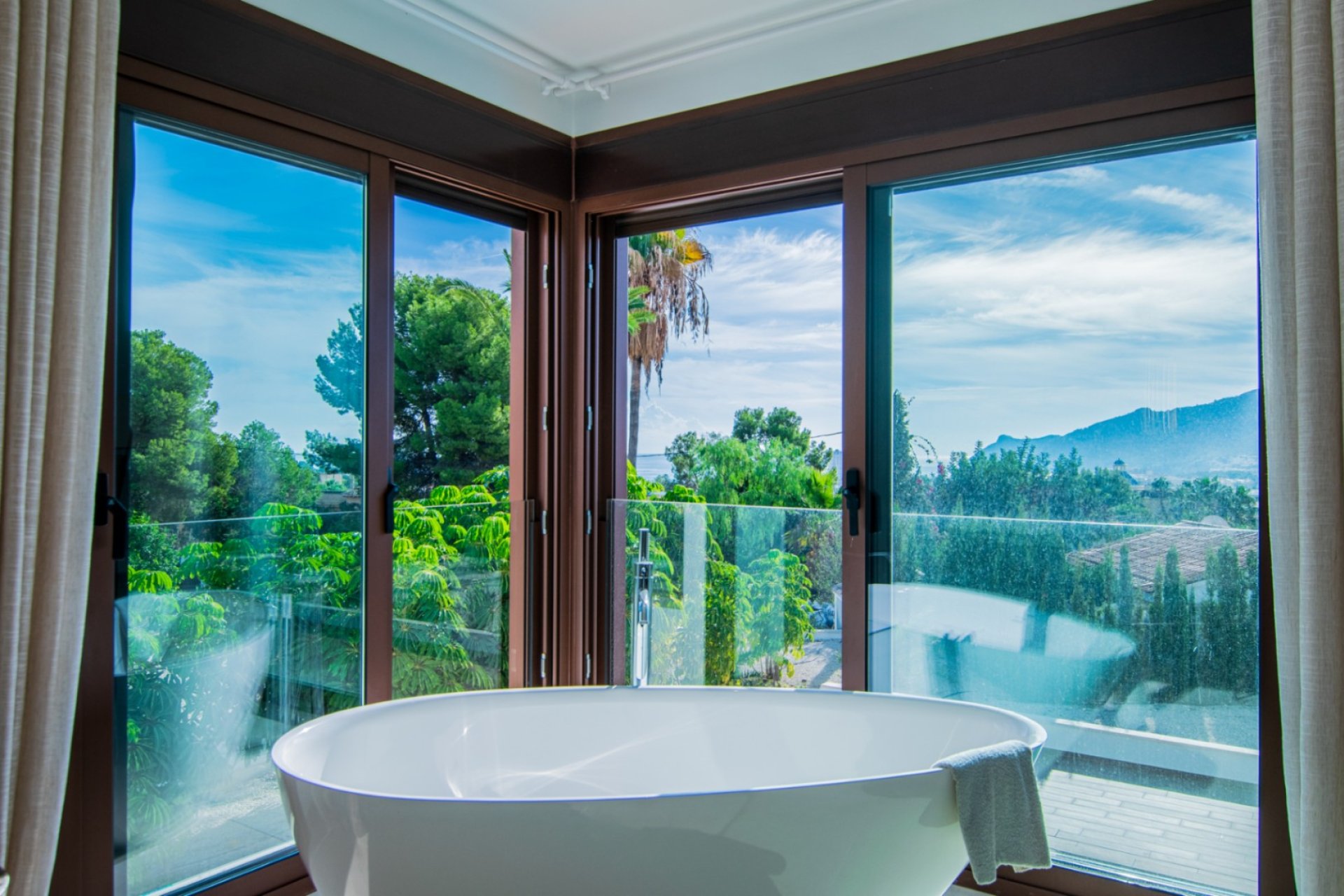 Reventa - Chalet / Villa  -
Altea