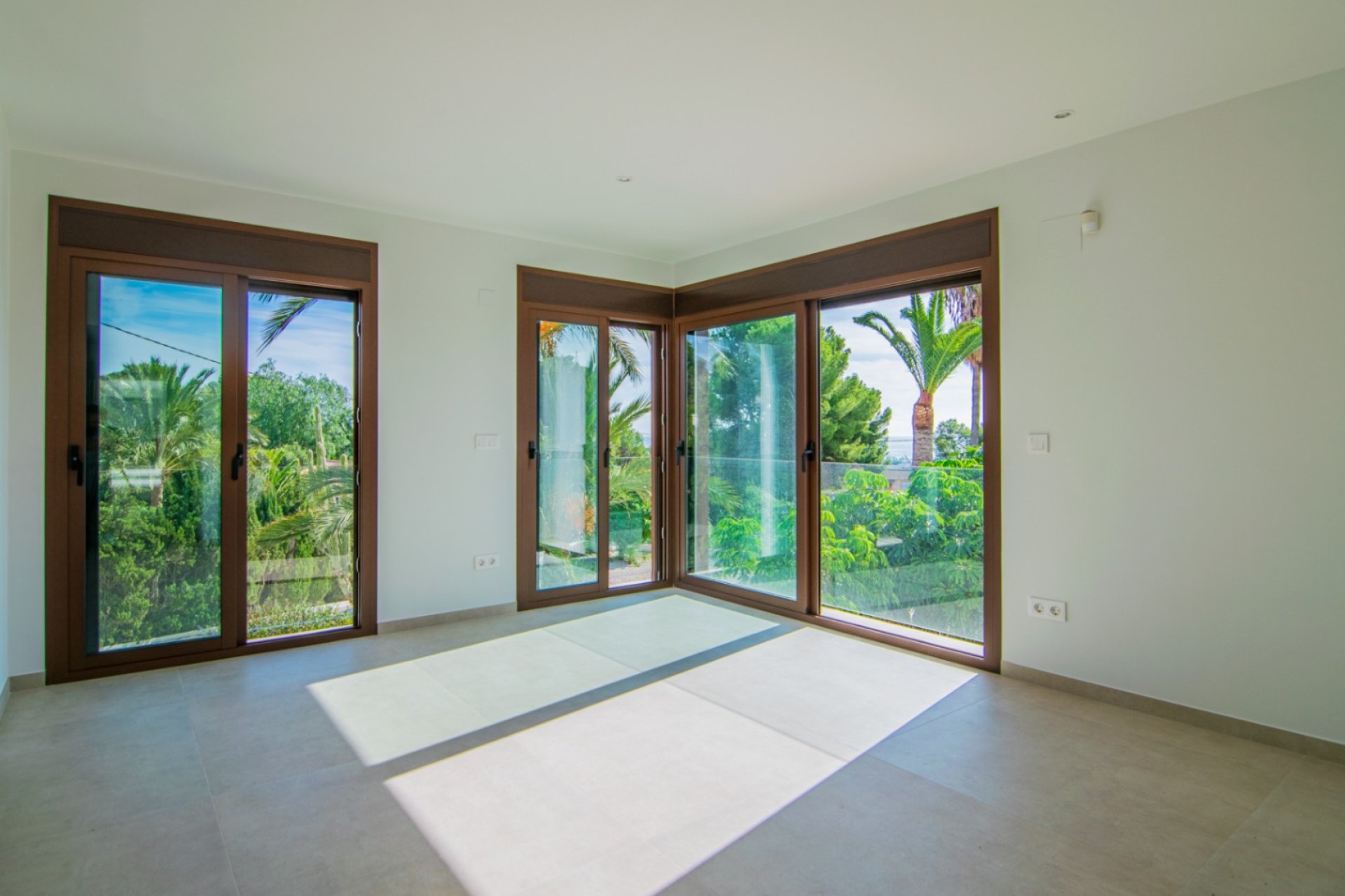 Reventa - Chalet / Villa  -
Altea