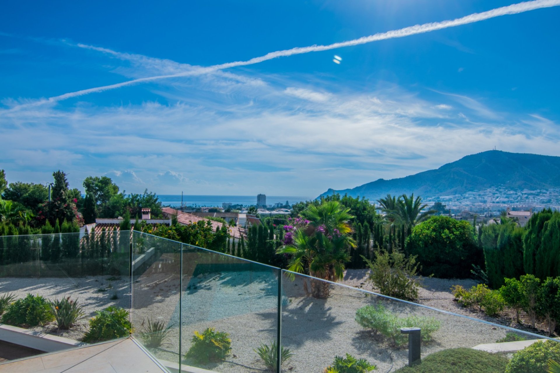 Reventa - Chalet / Villa  -
Altea