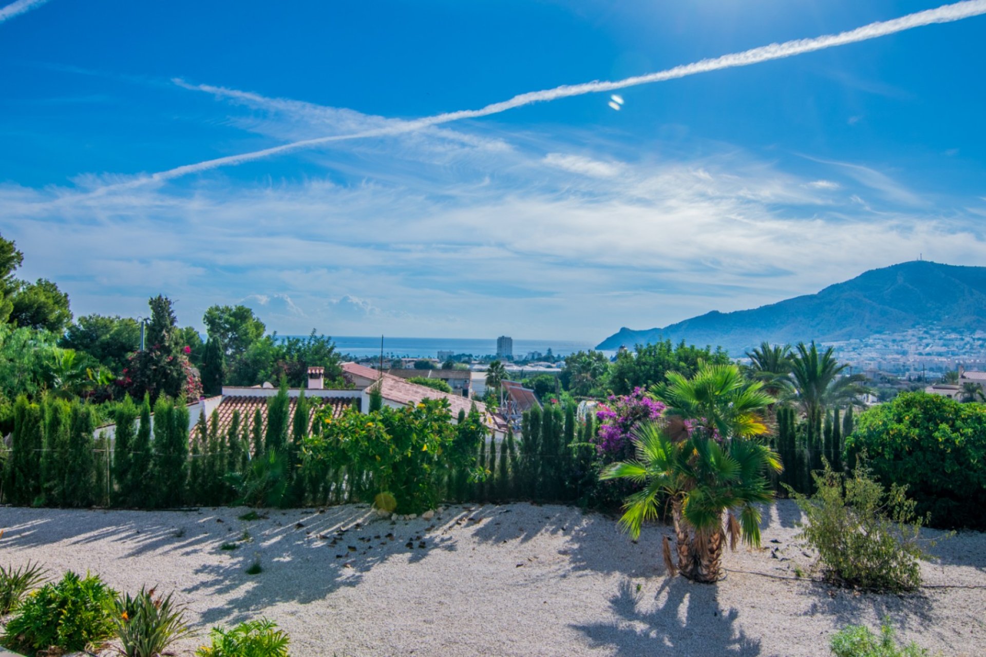 Reventa - Chalet / Villa  -
Altea