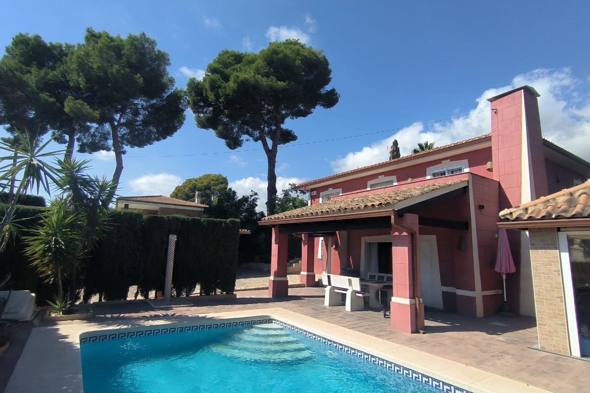 Reventa - Chalet / Villa  -
Benidorm