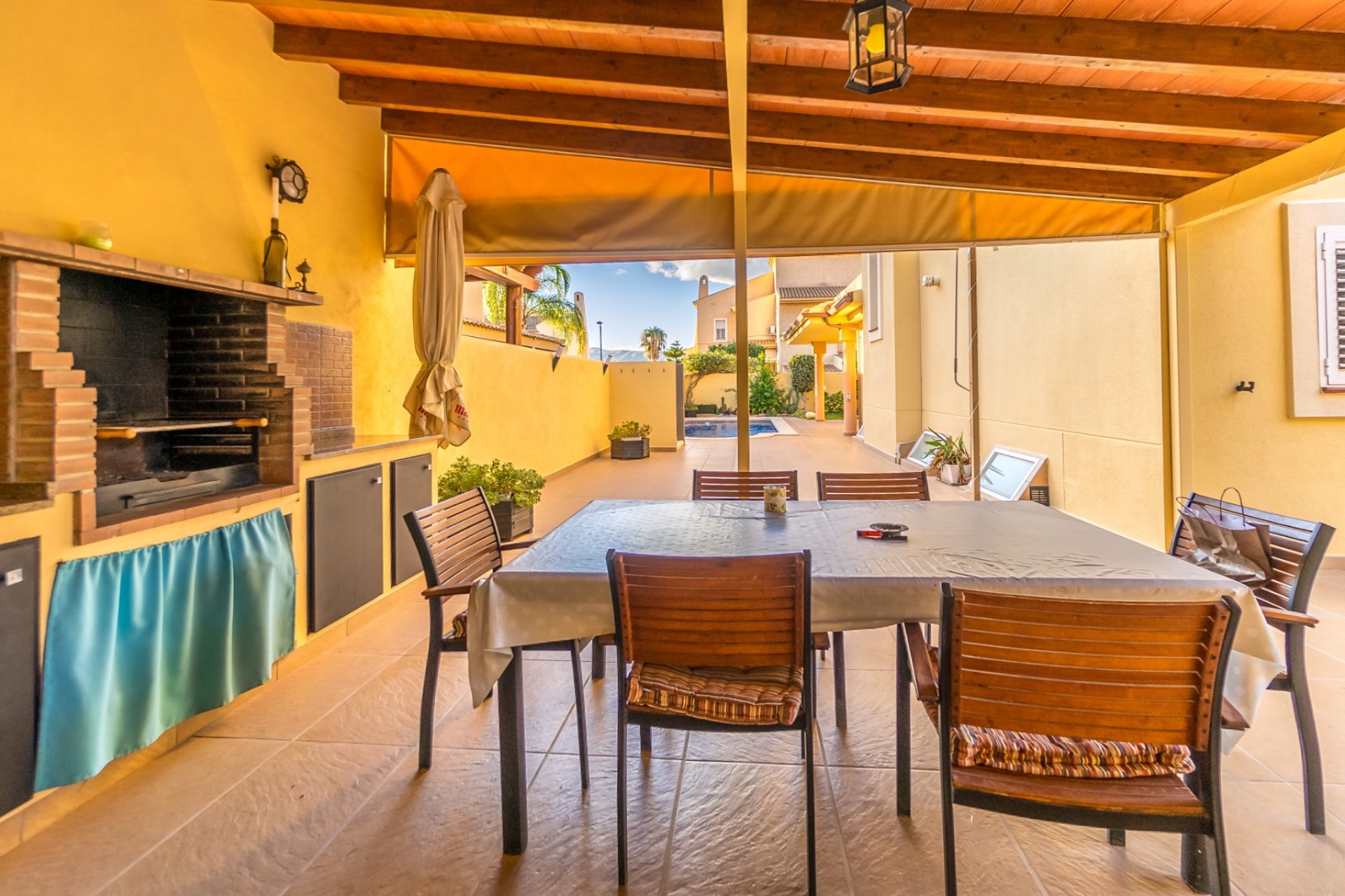 Reventa - Chalet / Villa  -
Benidorm