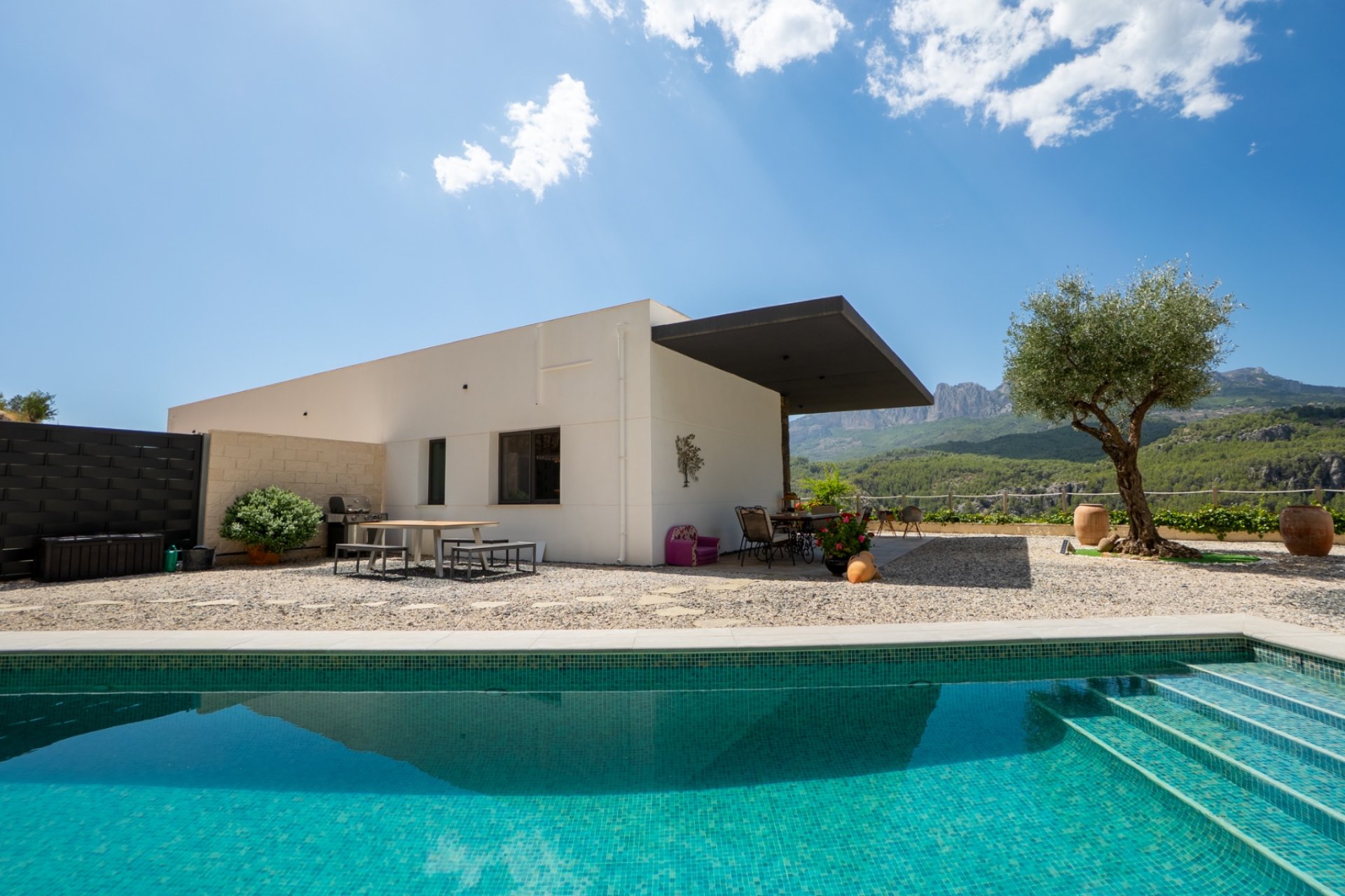 Reventa - Chalet / Villa  -
Callosa De Ensarrià