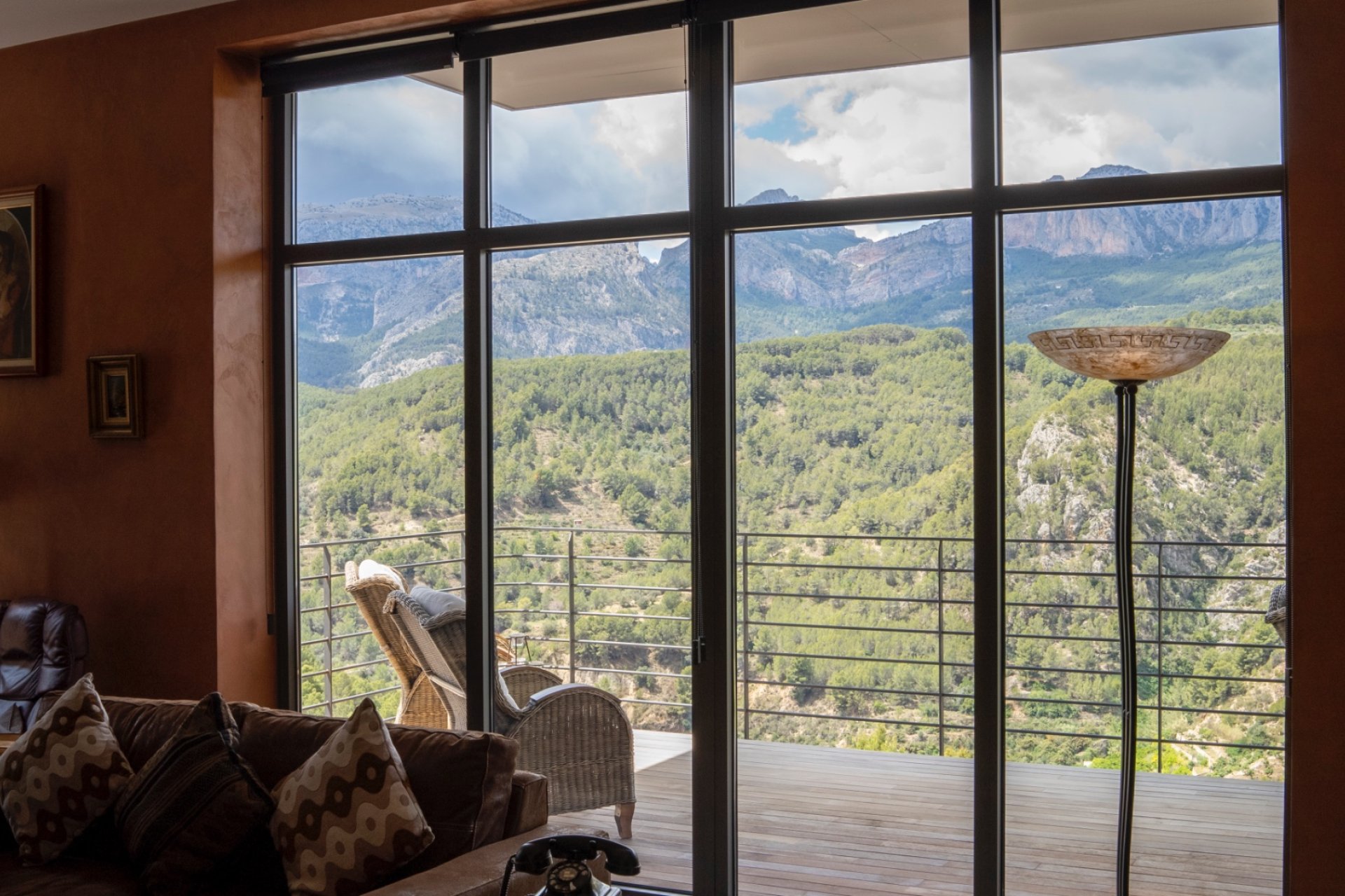 Reventa - Chalet / Villa  -
Callosa De Ensarrià