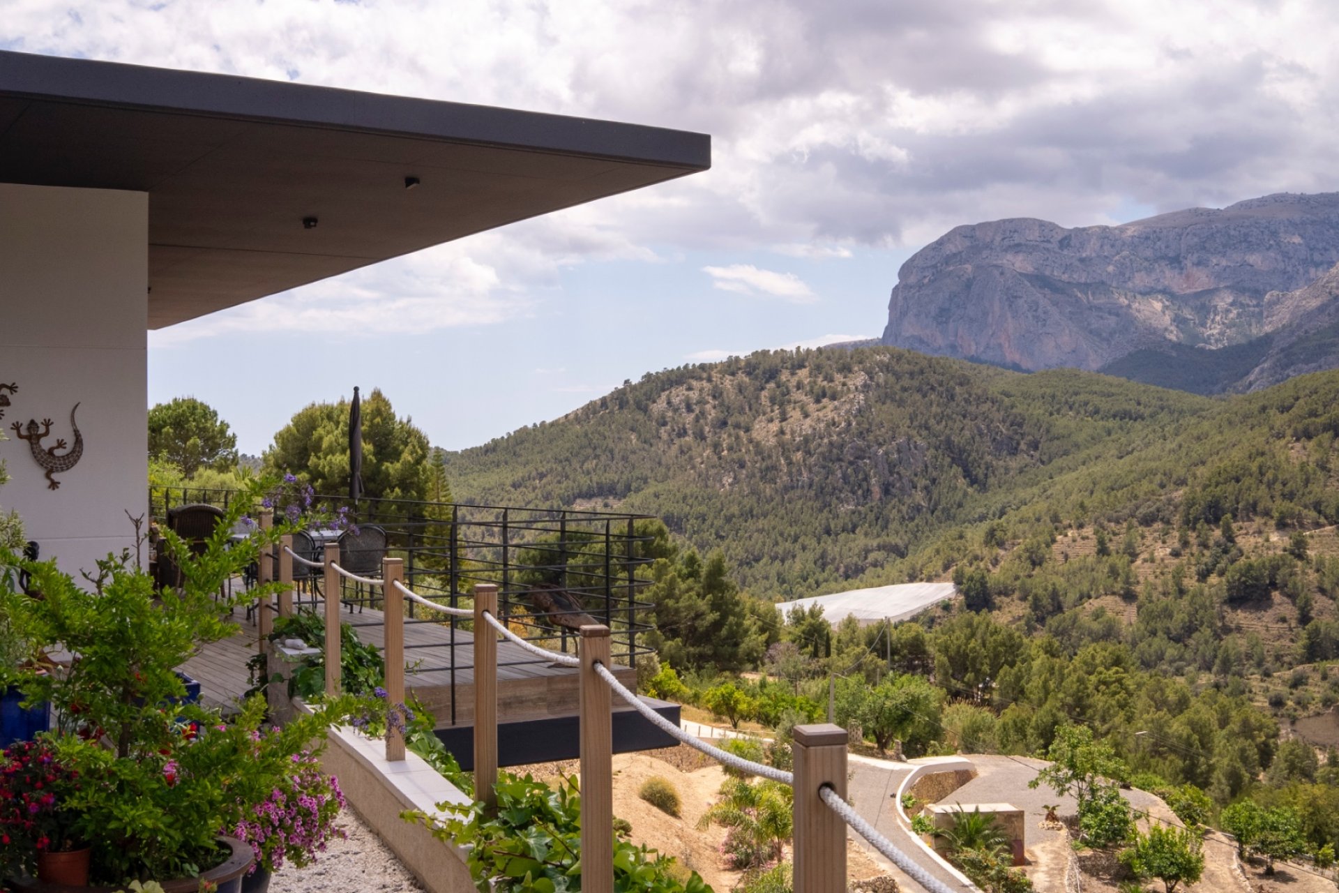 Reventa - Chalet / Villa  -
Callosa De Ensarrià