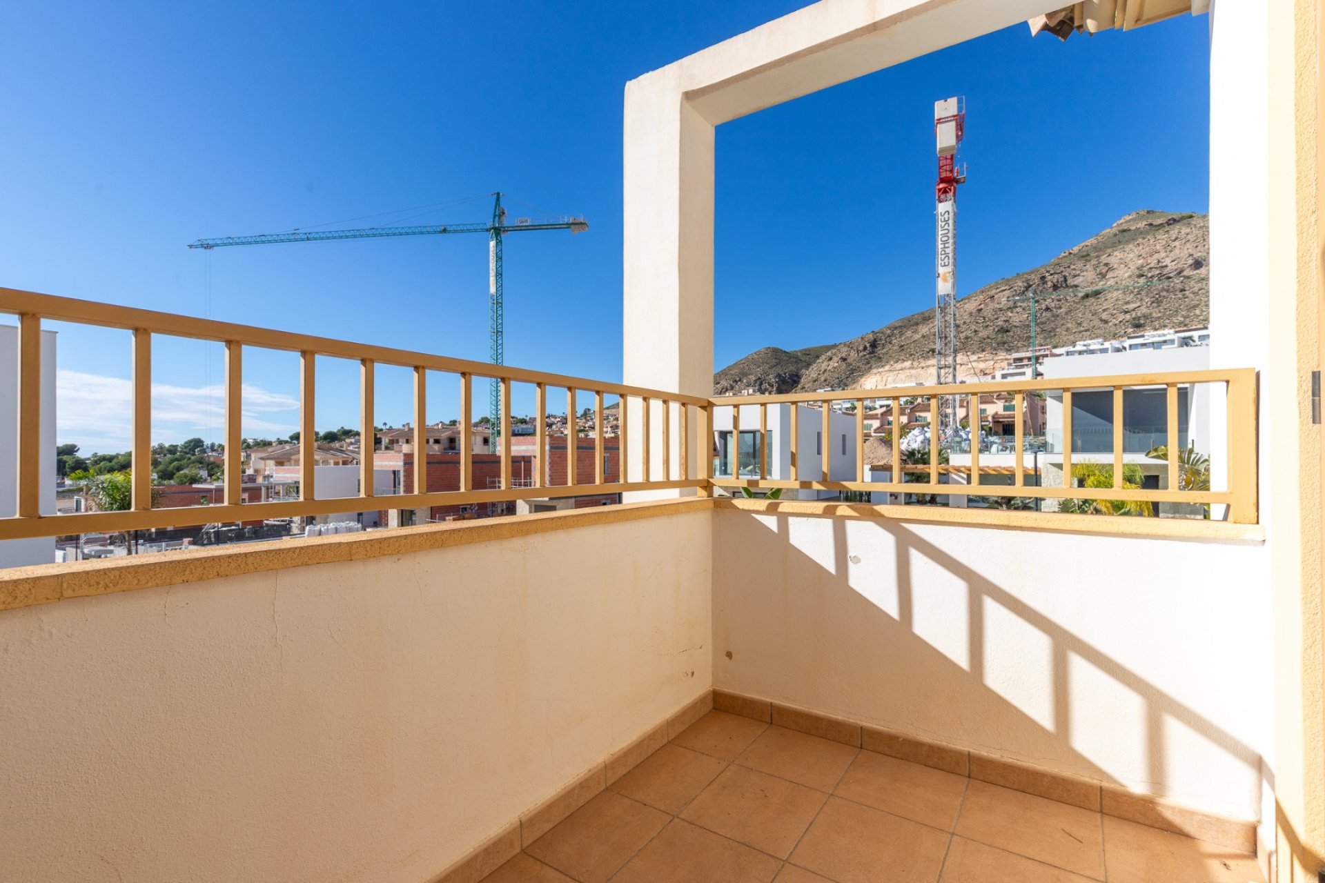 Reventa - Chalet / Villa  -
Finestrat