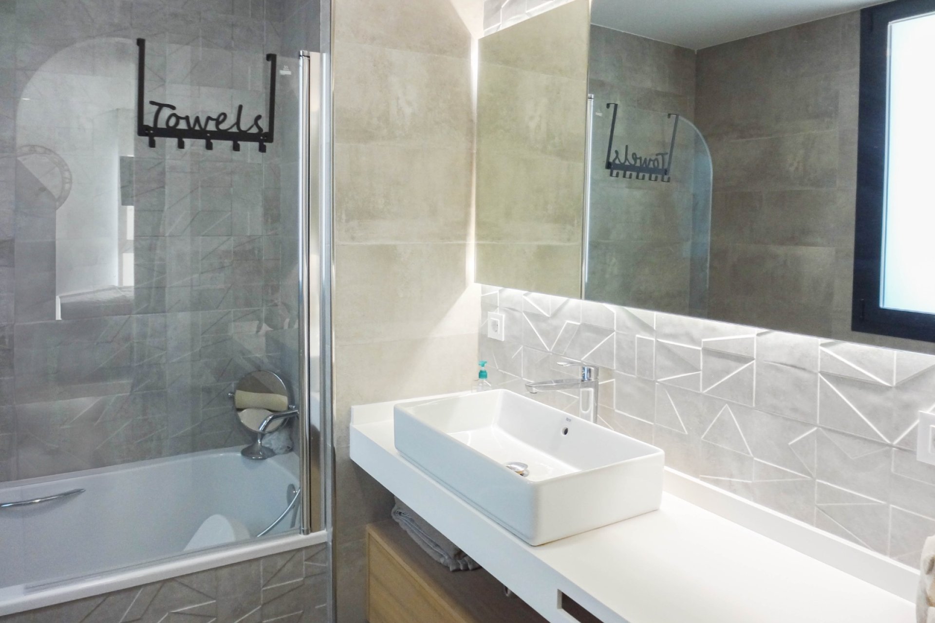 Reventa - Chalet / Villa  -
Finestrat