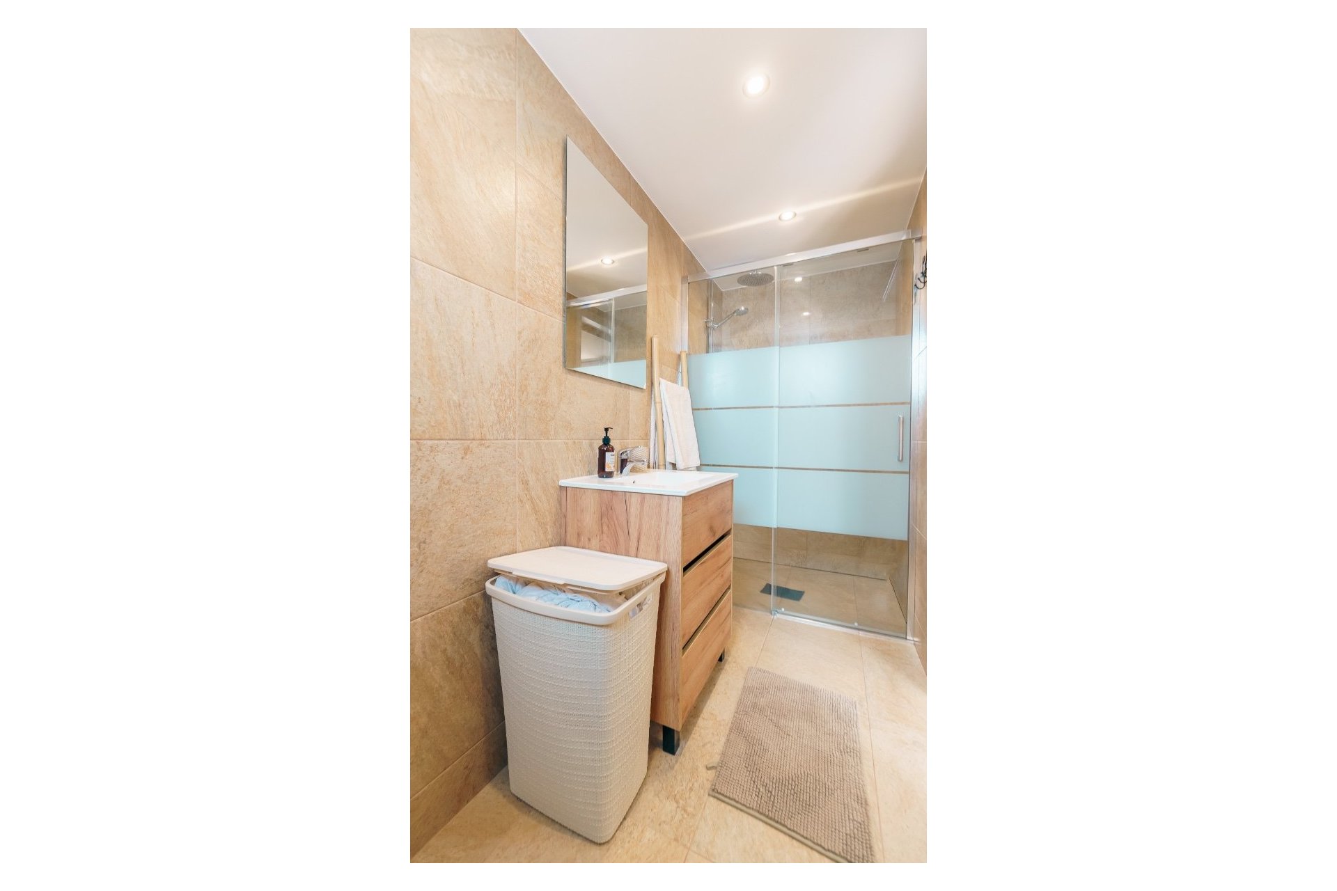 Reventa - Chalet / Villa  -
La Nucía