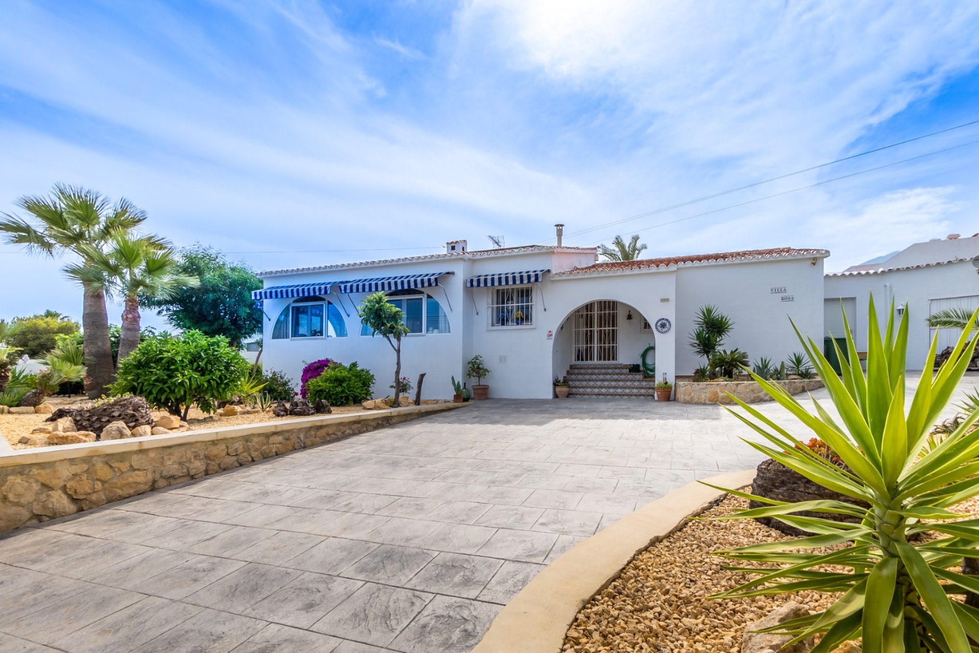 Reventa - Chalet / Villa  -
La Nucía