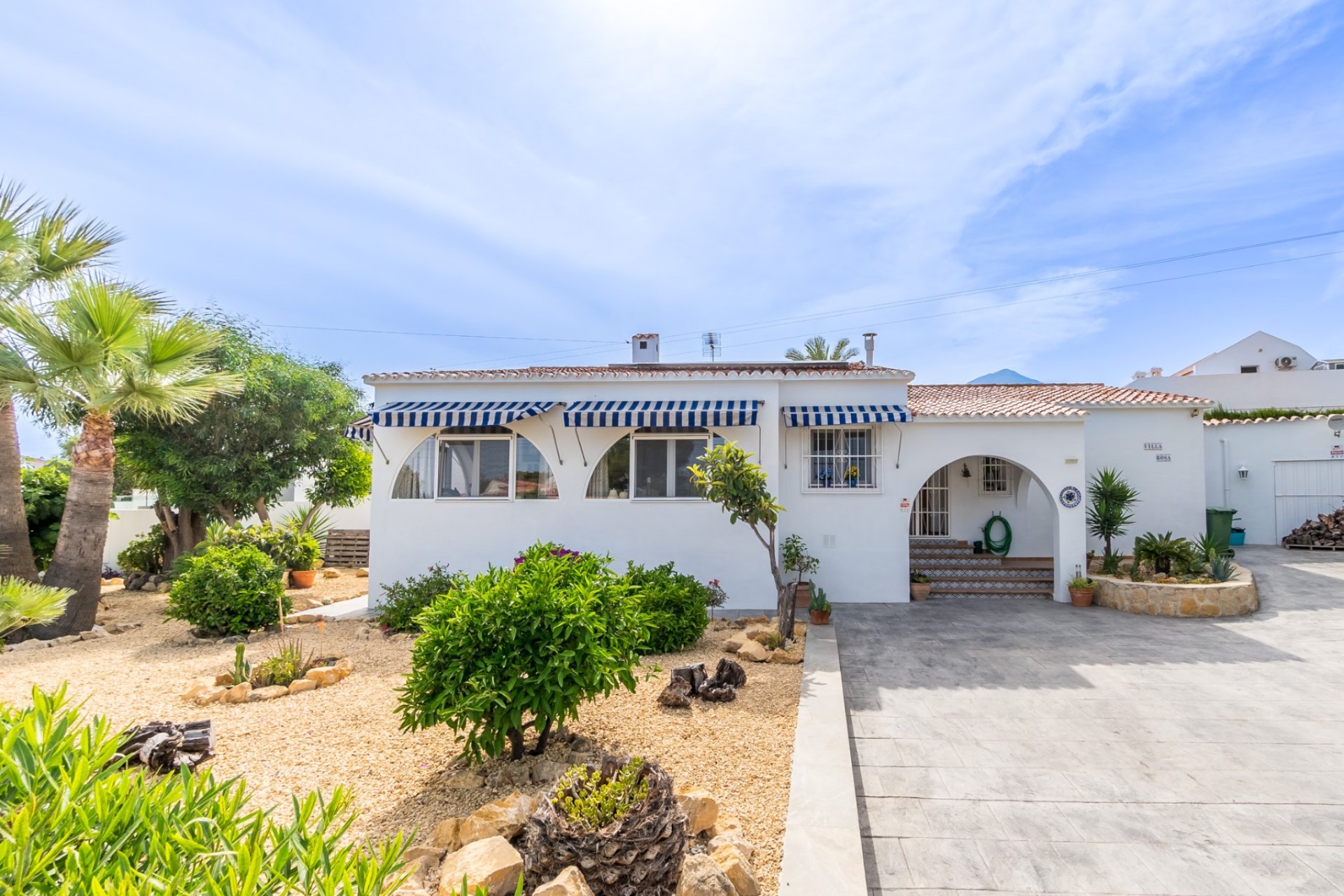 Reventa - Chalet / Villa  -
La Nucía