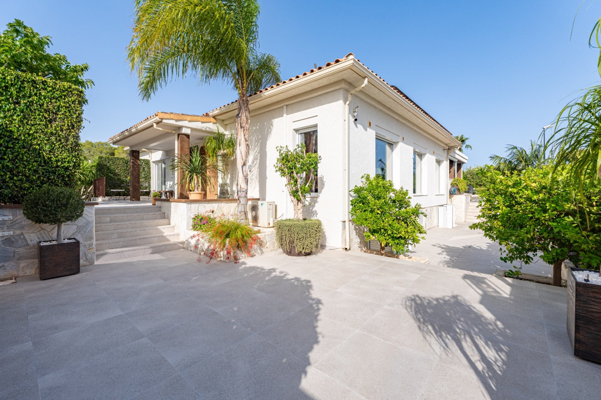 Reventa - Chalet / Villa  -
La Nucía