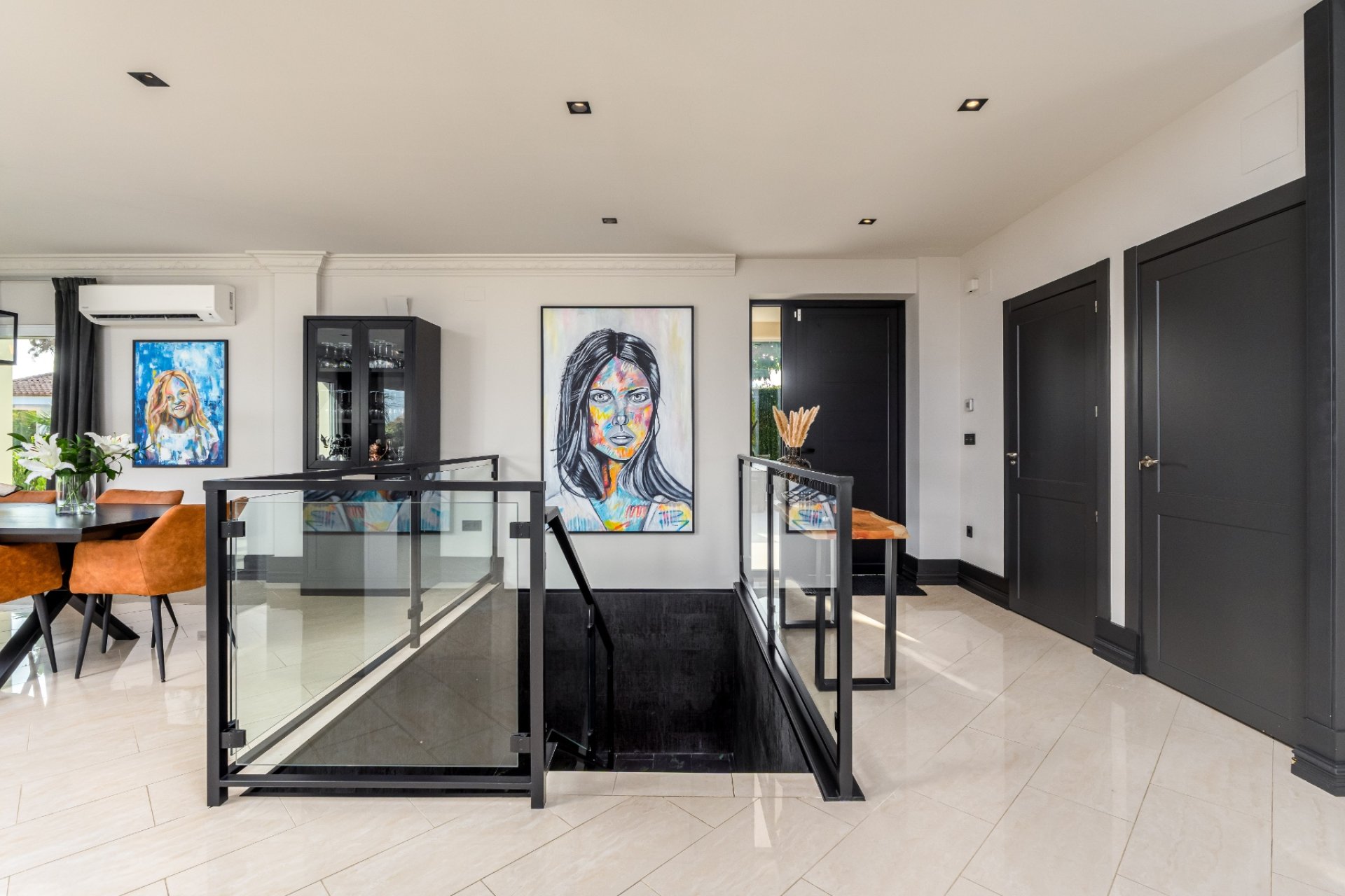 Reventa - Chalet / Villa  -
La Nucía