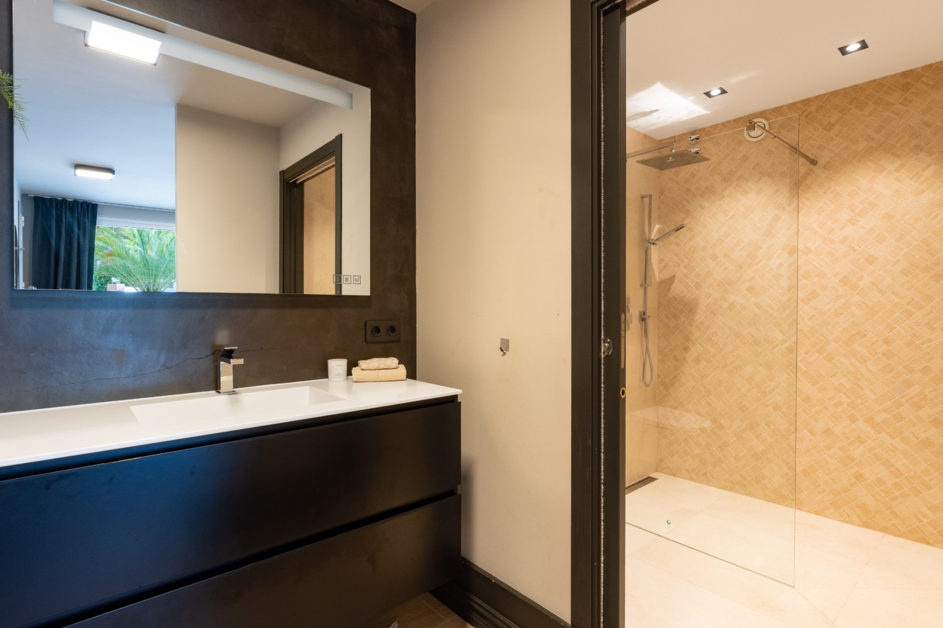 Reventa - Chalet / Villa  -
La Nucía